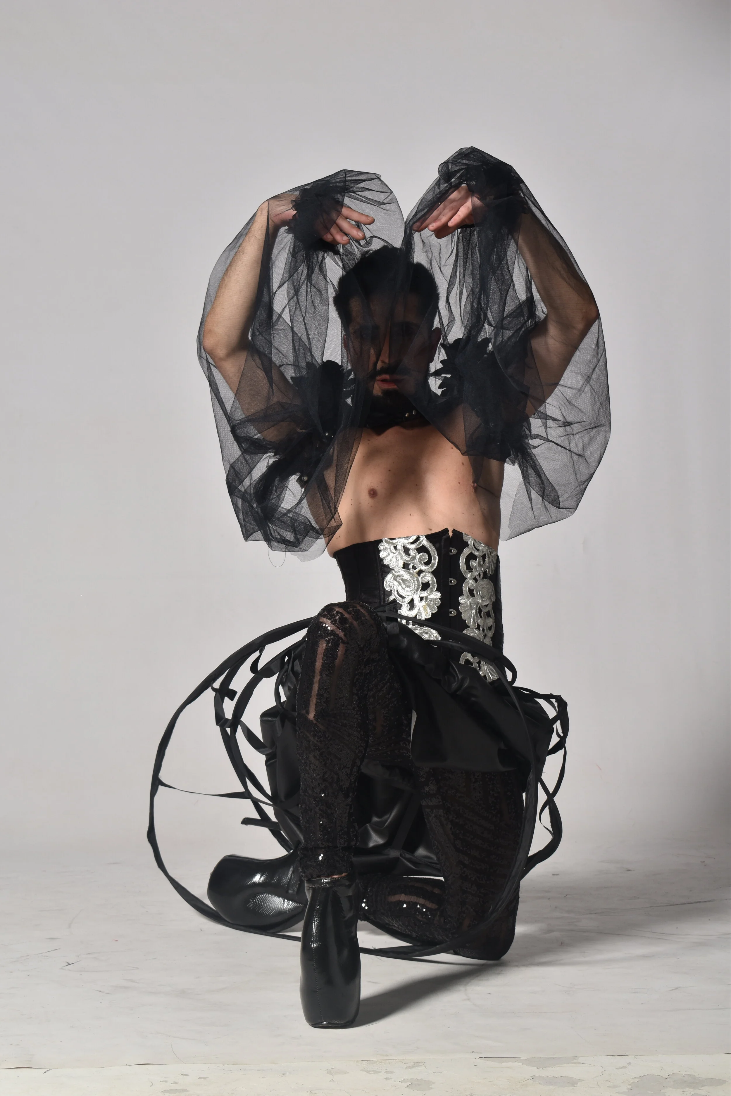 Fashion Designer: Jose Carlos Fernandez Morales Photographer: Roberto Guimaraes Fróes Makeup Artist: Mayte Pascual Porter Model: Mright7777