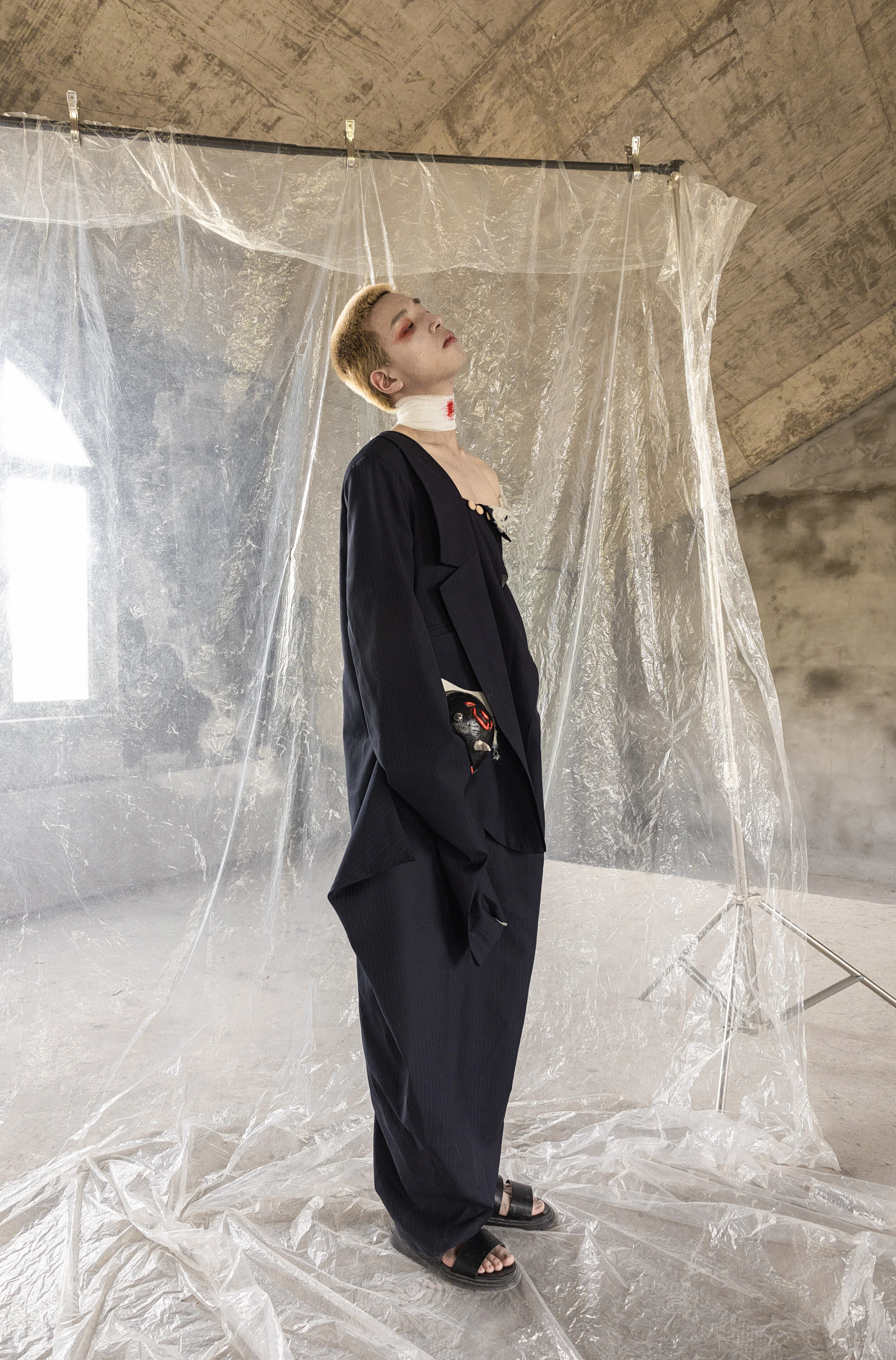 Photographer: Felix Yao Model: ZhiSheng Hou Makeup Artist: San Fashion Designer: HongYing Chen