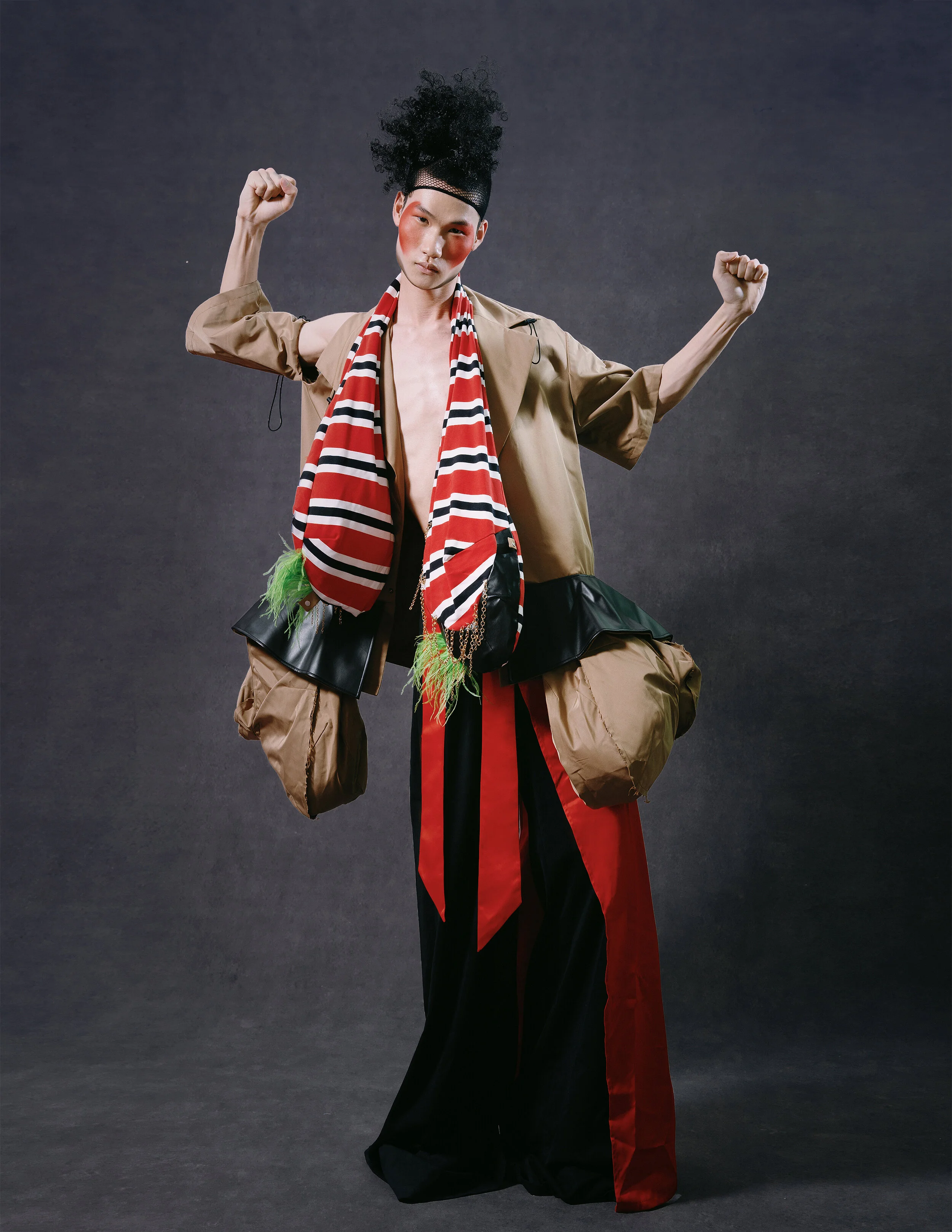 Photographer: heathluca Model: Nicking ming Makeup Artist: Mandy Zhan Set Designer: Zou ZhiJia Creative Director: Da Shan