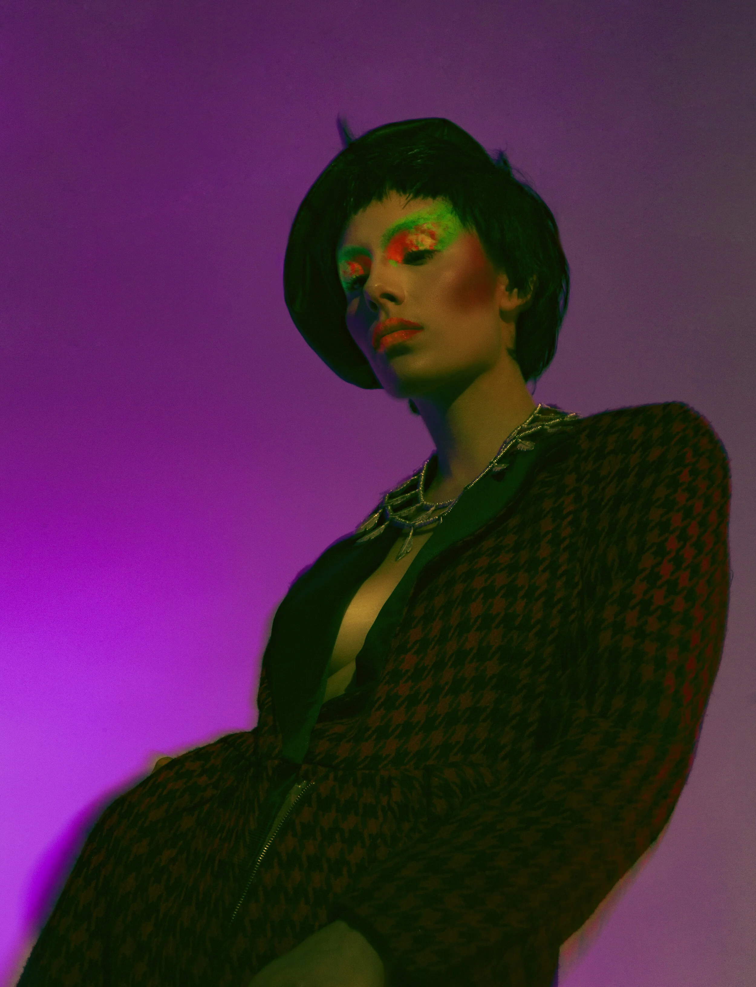 Photographer: Armando Juarez Model: Iliana Ruíz @New Icon Models Makeup Artist: Sean Derbees Assistant: Fabiana Barajas Fashion stylist: Diego Ibañez Dress: Ivan Avalos Jewelry: Lilo Palma