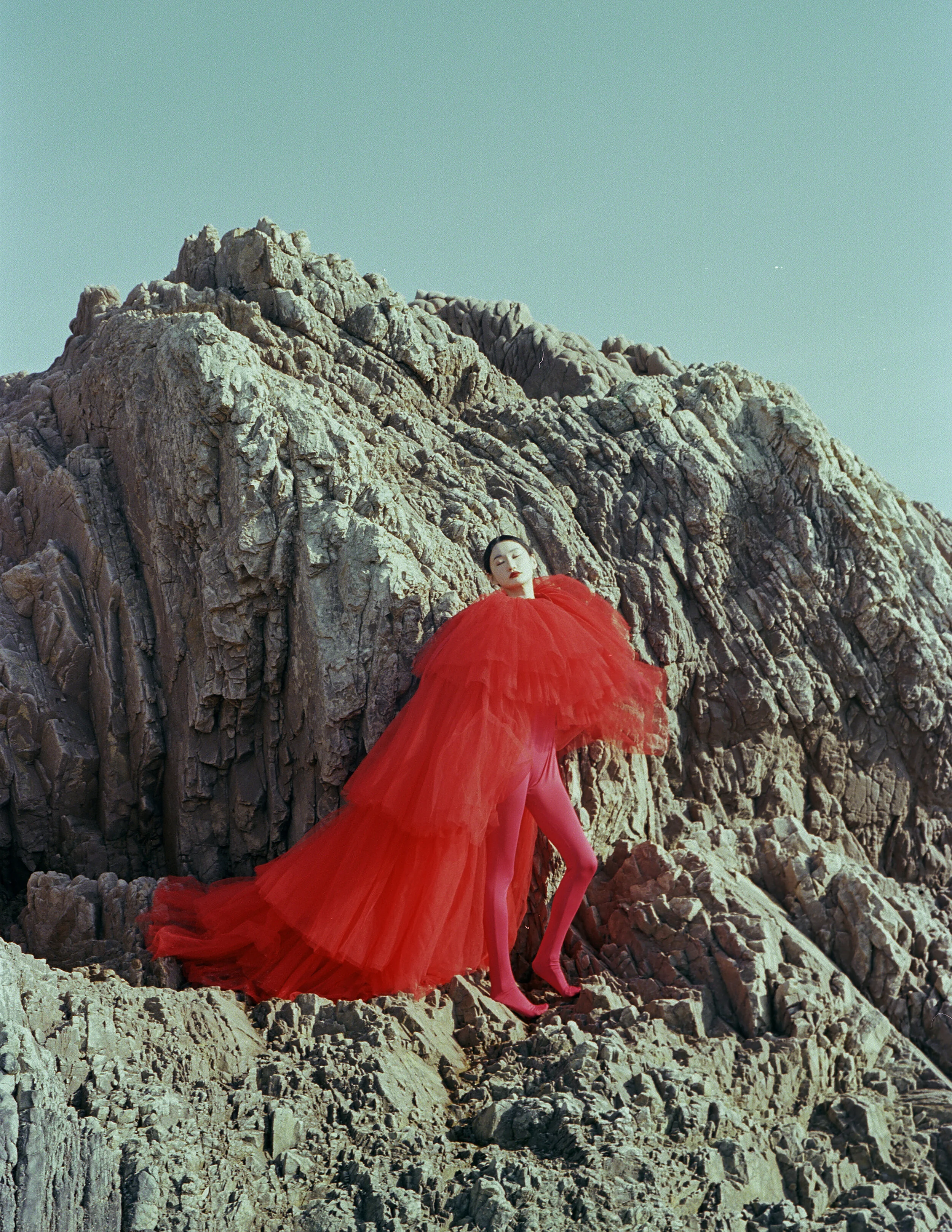 Photographer: Yiran Wang Model: Cheng Li Wardrobe :Yiwei Wu