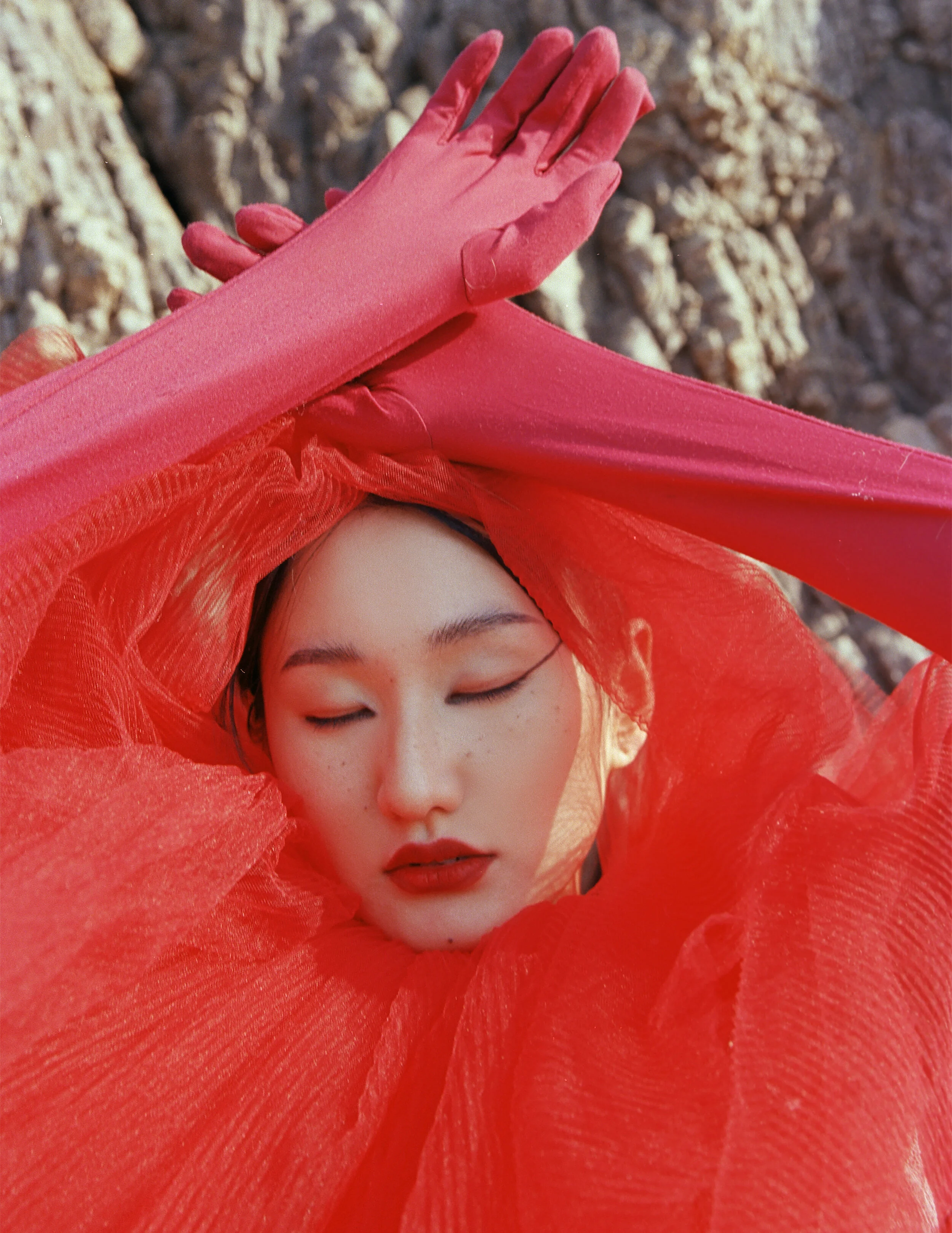 Photographer: Yiran Wang Model: Cheng Li Wardrobe :Yiwei Wu