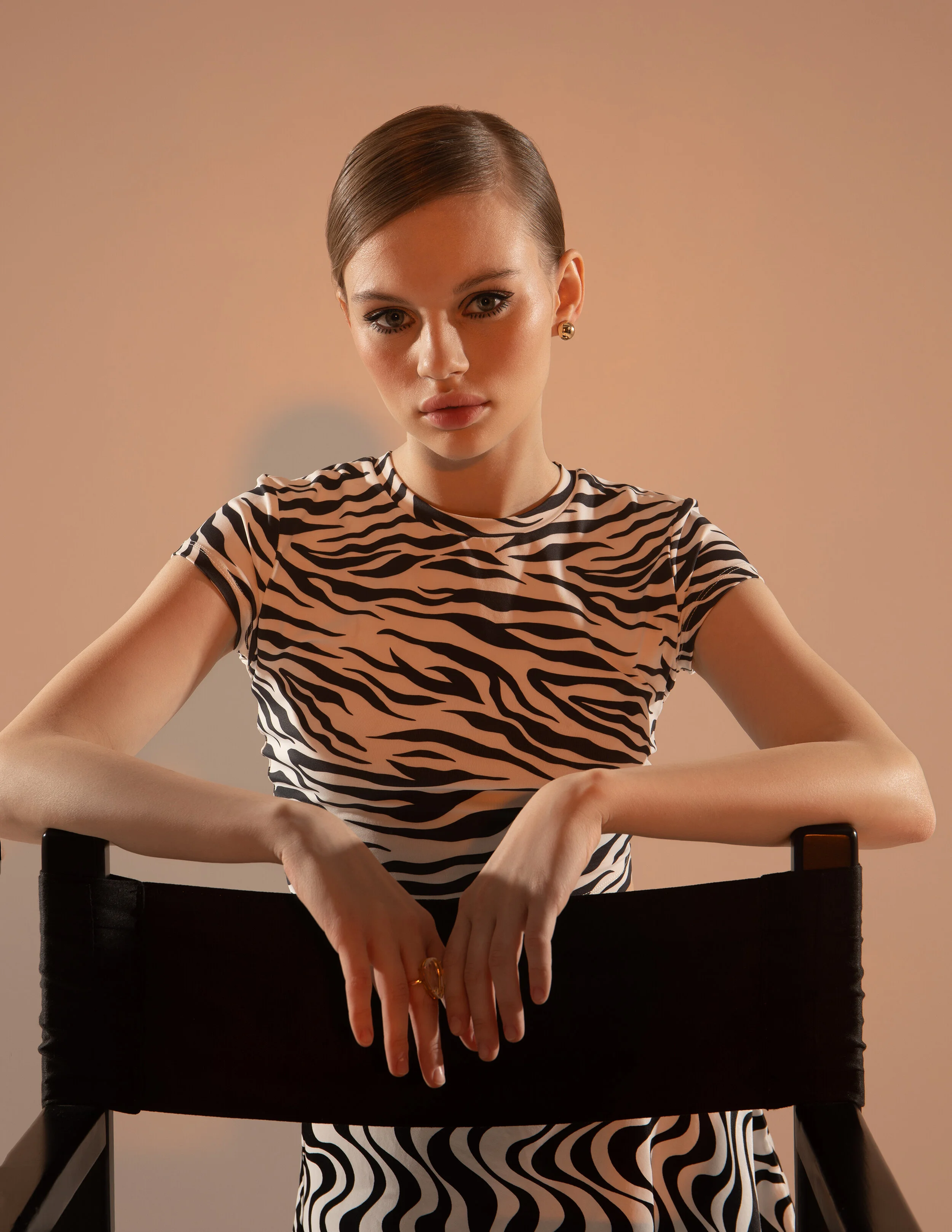 Photographer: @Oksana_sidorova_photo Model: Kuznat06 Wardrobe Stylist: Style_tolkacheva Makeup Artist: @Marymoon_muah model agency: Lindenstaub