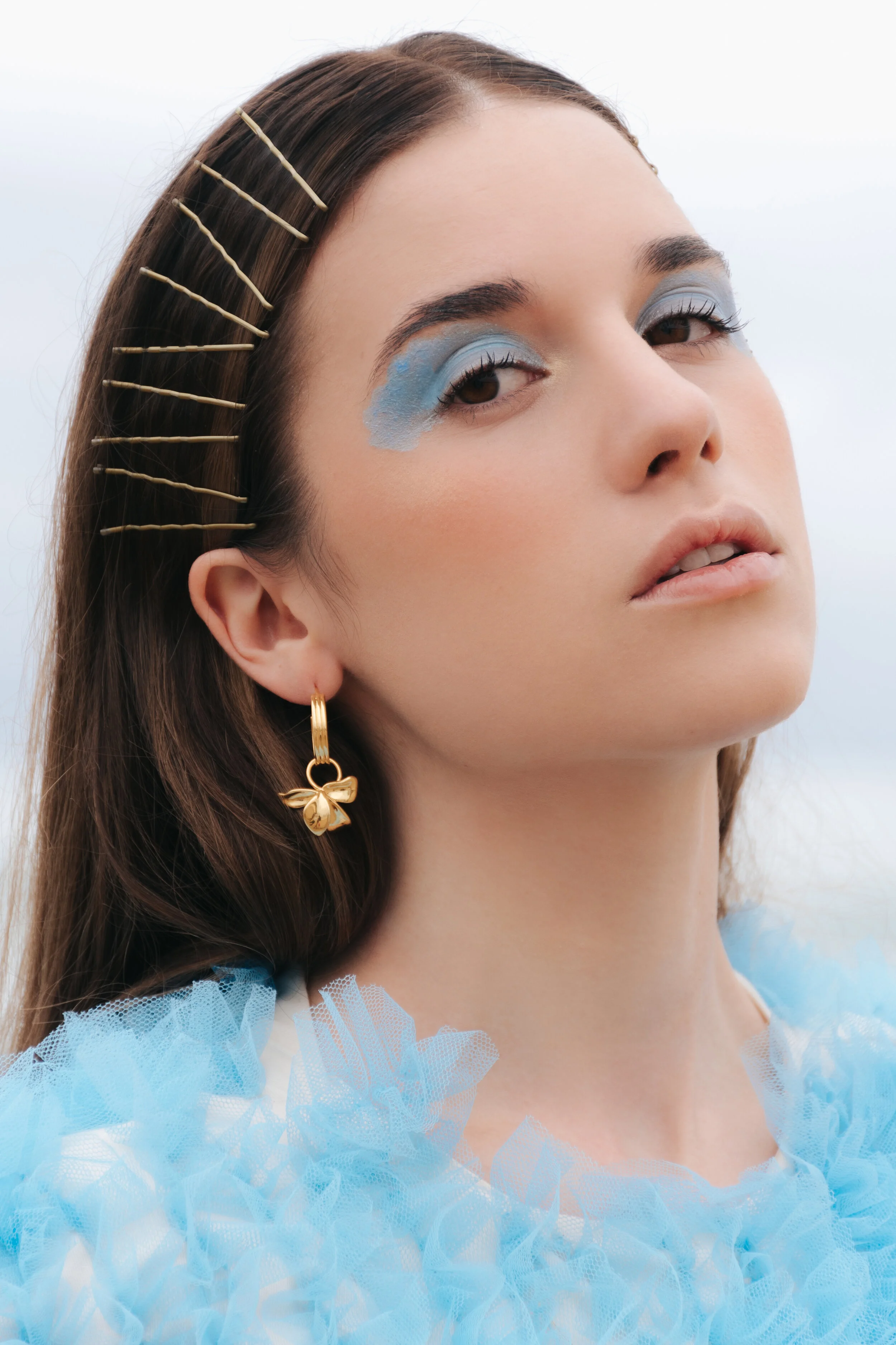 Photographer/Retoucher: Laura Moreno Model: Victoria Gaztañaga @@miah_management Makeup Artist: Julie Gallego Hair Stylist: Helena Sancho Makeup Artist: Rebeca Díaz Wardrobe Stylist: Clàudia Rios Sanchez Wardrobe Stylist/Creative Director: Mar