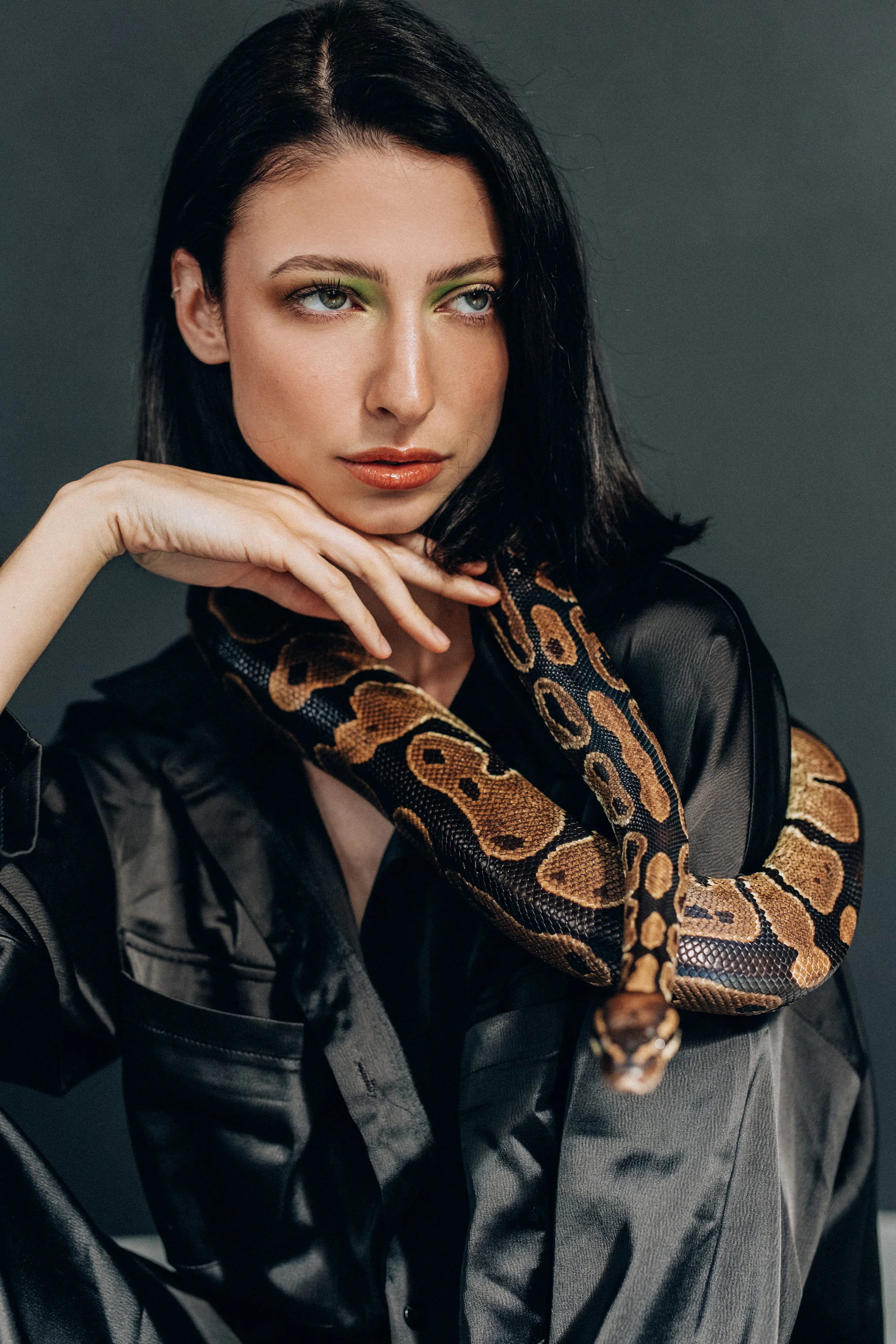 Makeup Artist/Photographer/Retoucher/Creative Director: Phanie Ethier Female Model: Marie Gagné