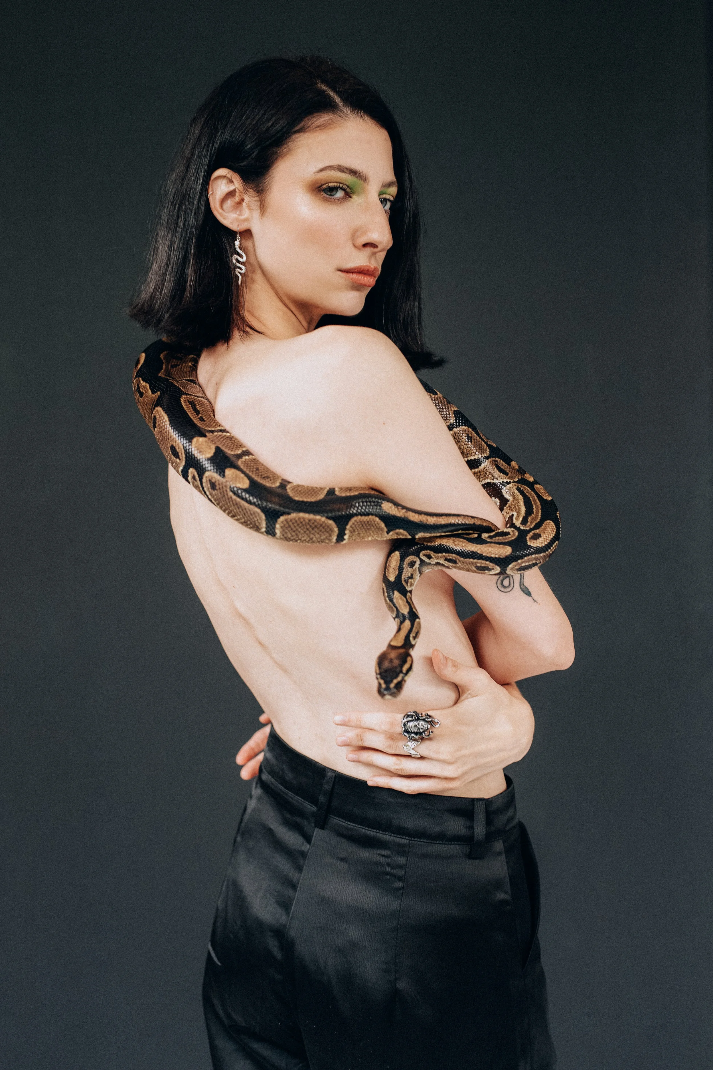 Makeup Artist/Photographer/Retoucher/Creative Director: Phanie Ethier Female Model: Marie Gagné