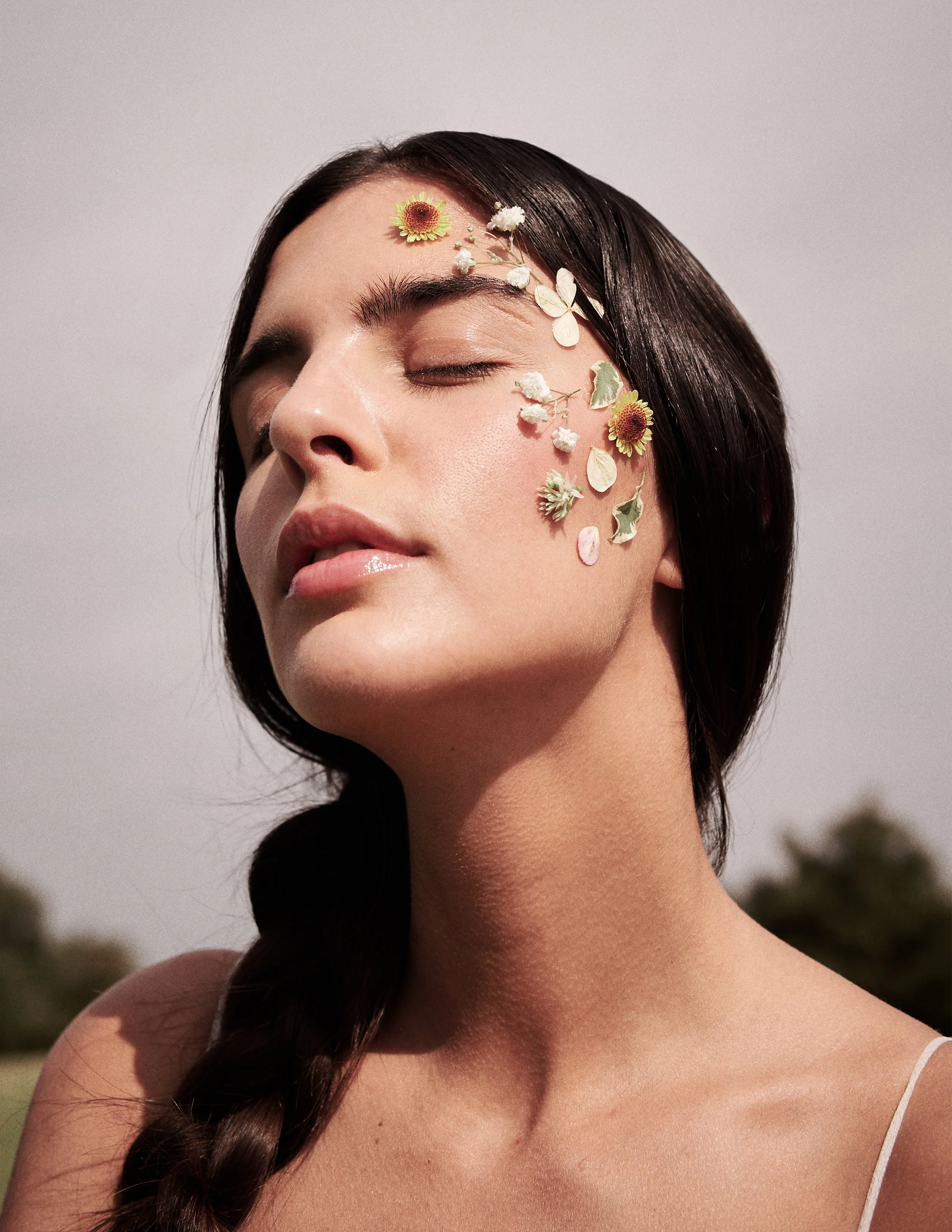 Photographer: MATTIA FERRARI Model: Ilaria Bazzo Stylist: Giulia Vaccari Makeup Artist: Maria Teresa Casarotto Producer: Jessica Lovato Wardrobe Credits: FLOWERS: Garden Zerga @gardenzerga