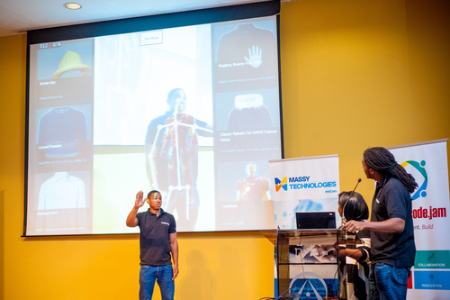 SMART RETAIL FACIAL RECOGNITION BEING USED BY TEAM UNBEATABLE. (L-R) TYREE SMITH, KEISHA WAITHE AND DAVID HAMILTON. (HEIDI ALERT AND IKECHI GRIFFITH NOT SHOWN).