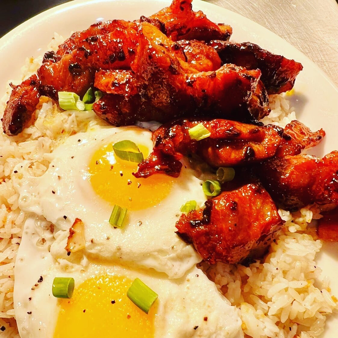 Filipino brunch all day 🍳 #broadwayfoodhall #foodhall #urbanalove #chambana