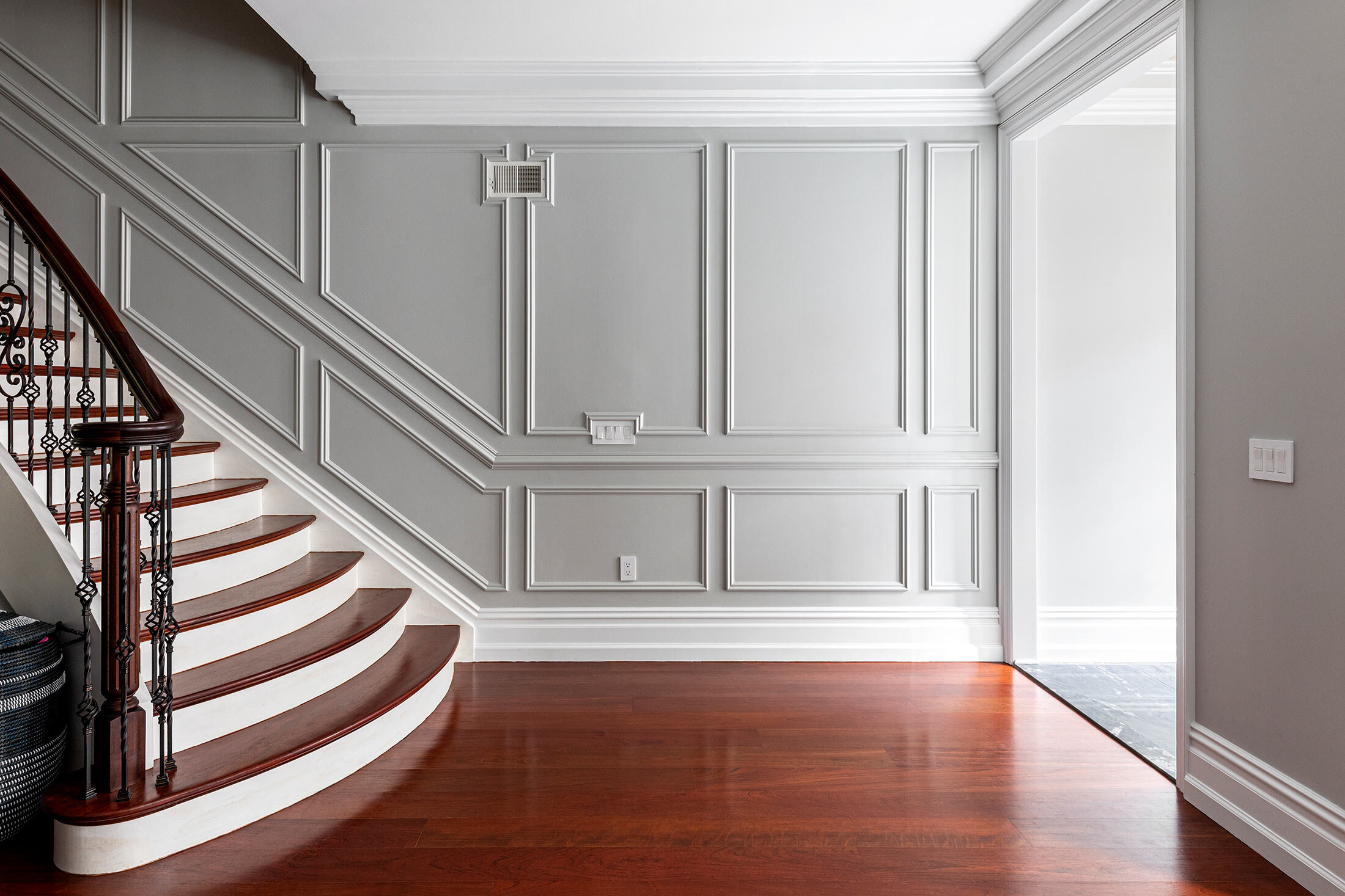 thompson-fine-home-renovations-staircase-millwork-custom-trim-townhouse-hoboken.jpg