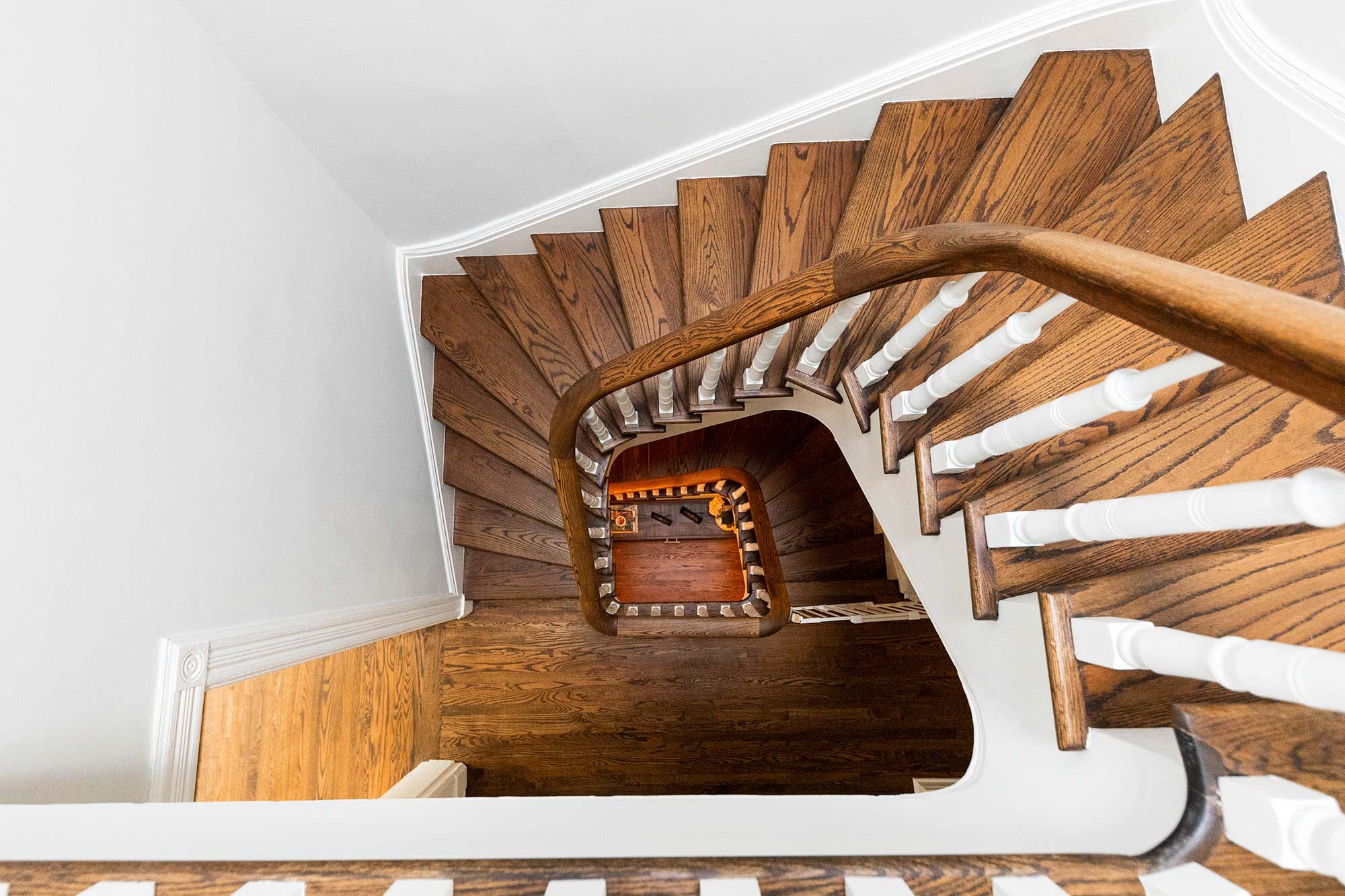 thompson-renovations-contractor-home-spiral-staircase-hoboken-townhouse-interior.jpg