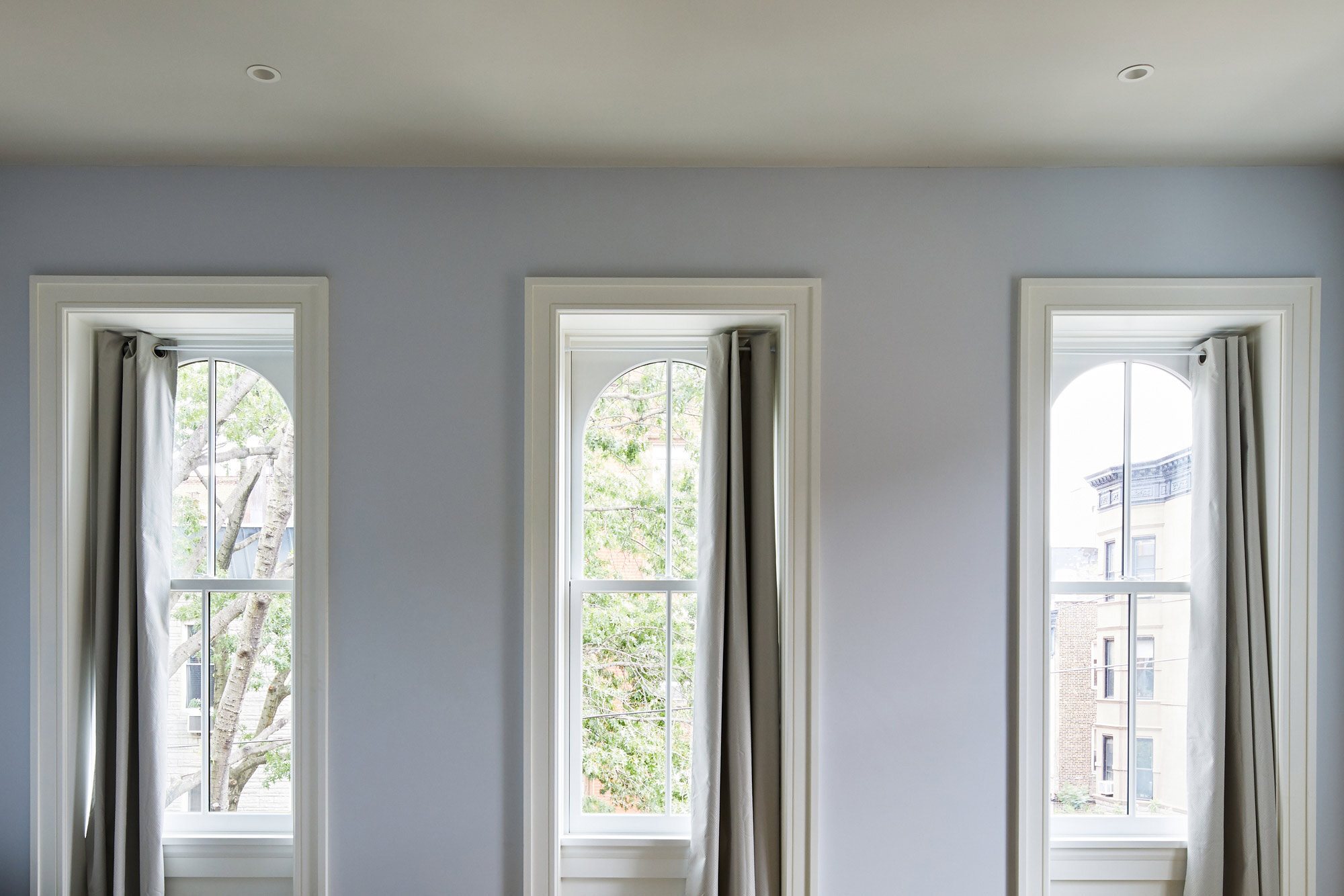 thompson-renovations-contractor-home-townhouse-brownstone-windows-bedroom.jpg