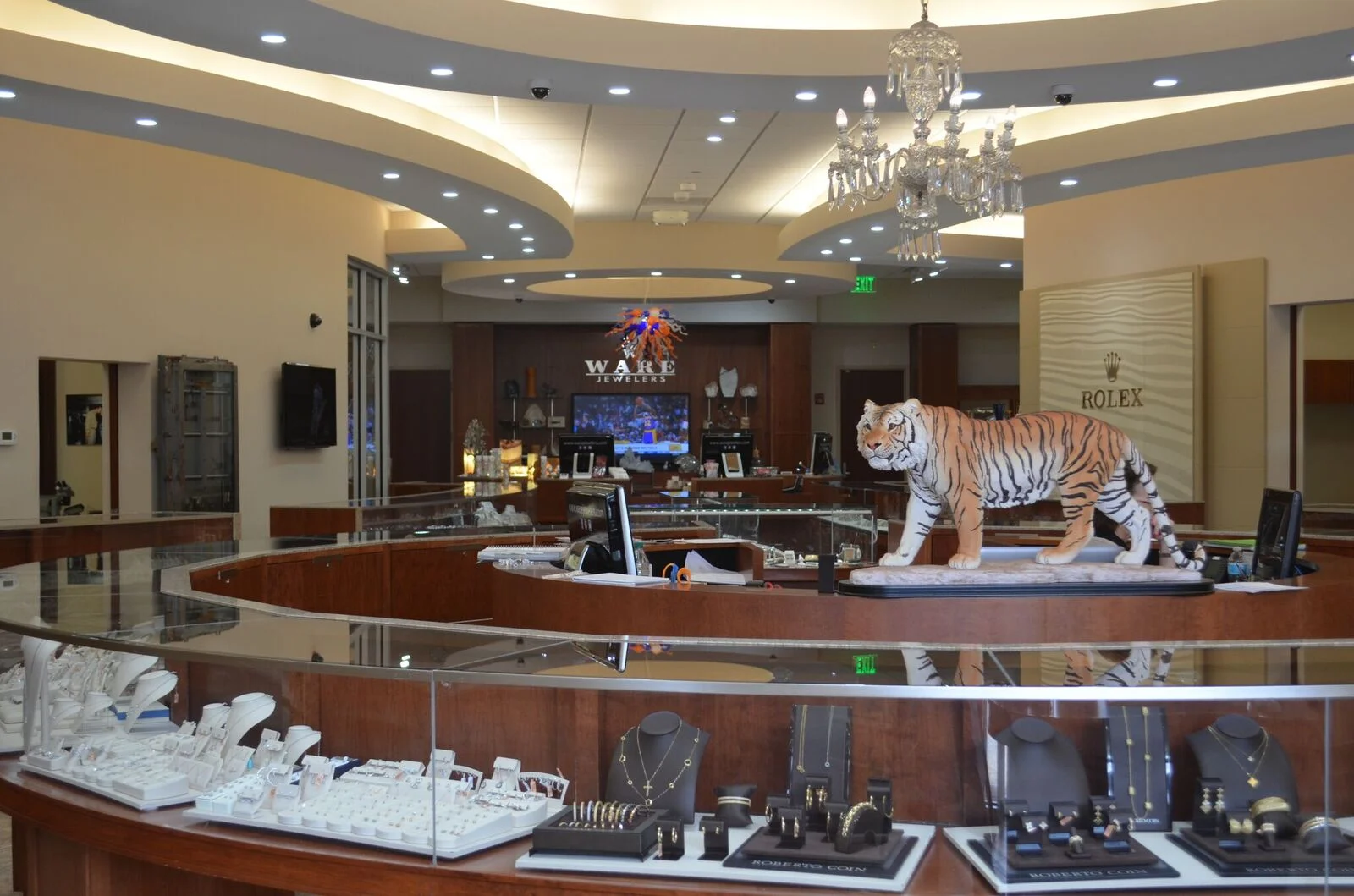 Retail — Downtown Auburn