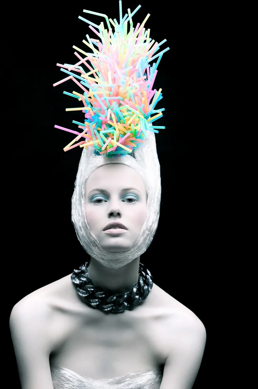 Plastic_Fantastic_By_TOMAAS_New_6.jpg