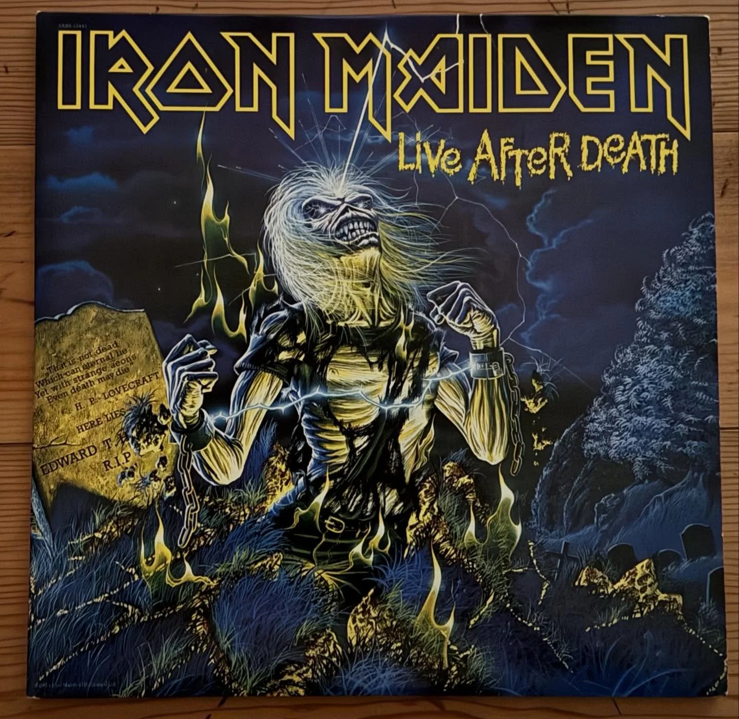 Record of the Day: minty original with the awesome gatefold cover and big booklet! I put out a variety of great ones yesterday. The store is open 12 to 6 today come on in!

#ironmaiden #ironmaidencollection #heavymetal #britishmetal #metal #metalmusi