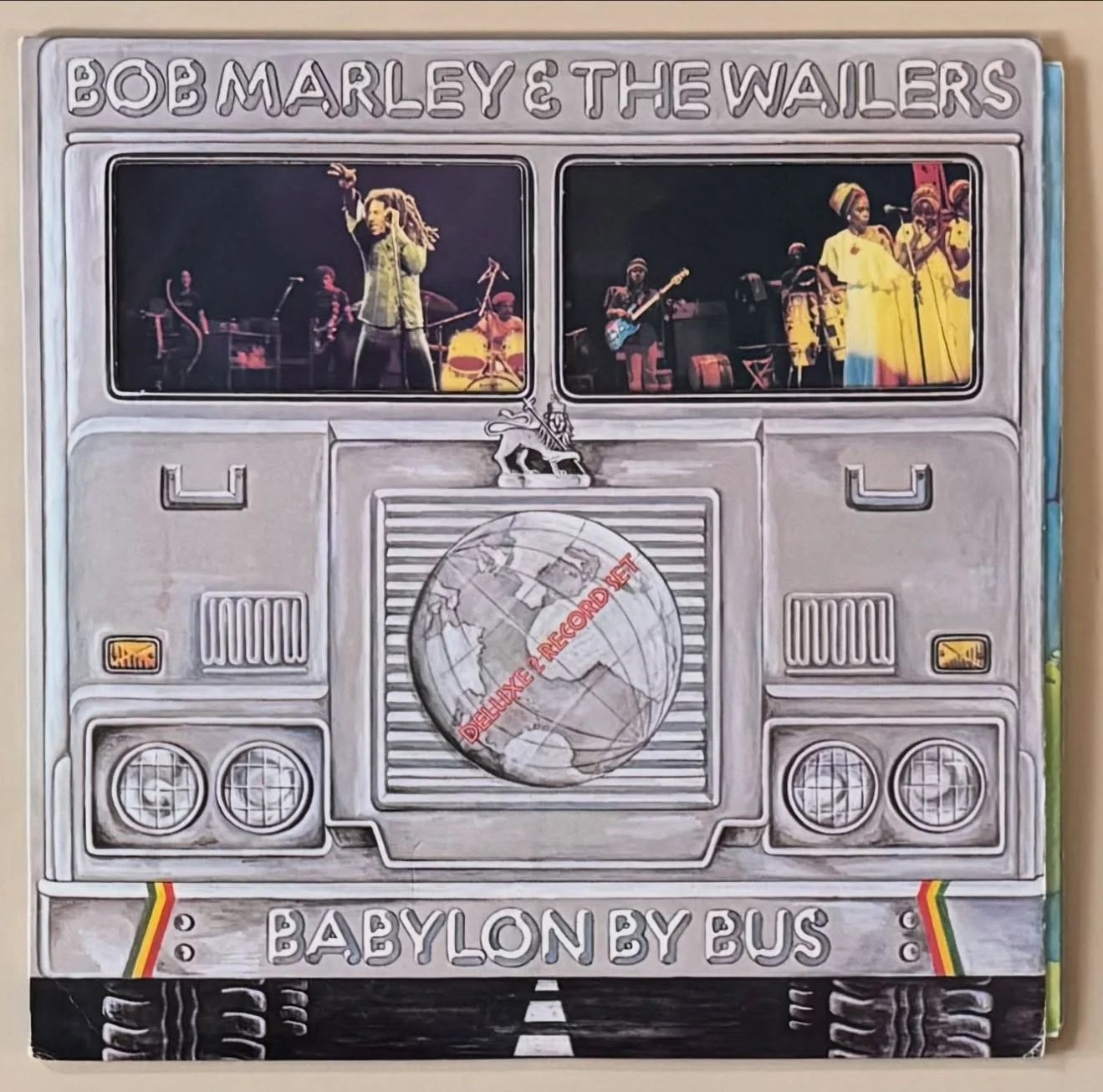 Record of the Day: the first super clean copy of this I&rsquo;ve had in years! Tough one to get on this condition, especially the die-cut cover. Got some good ones in yesterday. The store is open 11 to 6 come on in!

#bobmarley #bobmarleyandthewailer