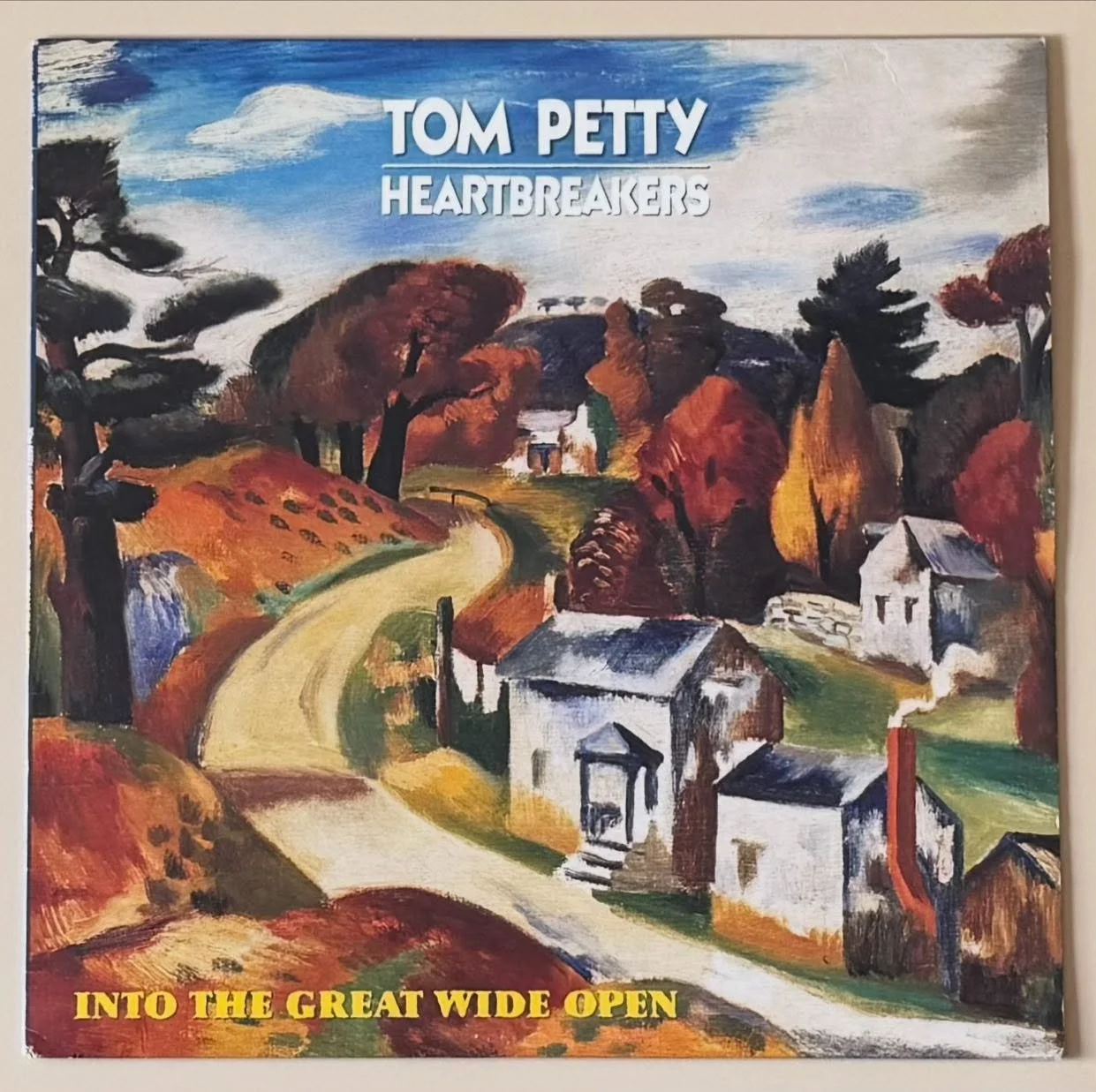 Rock Record of the Day: just got some rare ones, including this minty 1991 original! The store has tons of great gift ideas, new and use records and music memorabilia. Open 11 to 6 come on in!

#tomoetty #greatwideopen #rarerecords #holidayshopping #