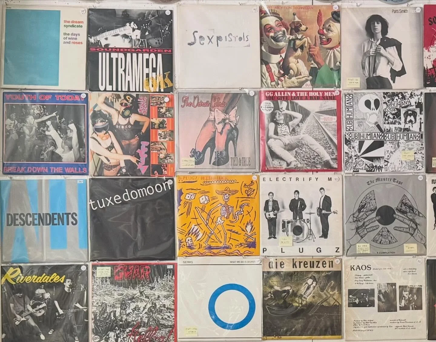 Records of the Day: our current rare punk wall! The store is open today 11 to 6 come on in!

#punkrecords #recordsforsale #rarerecords #recordshopping #recordstore