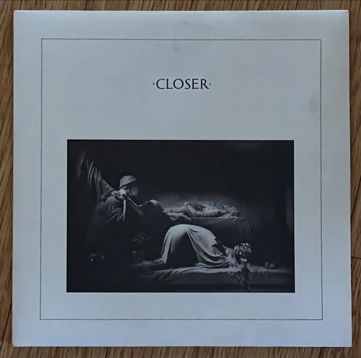 Record of the Day: minty great sounding 1981 Uk pressing! The store is open 11 to 6 come on in!

#joydivision #factoryrecords #postpunk #ukpressing #rarerecords