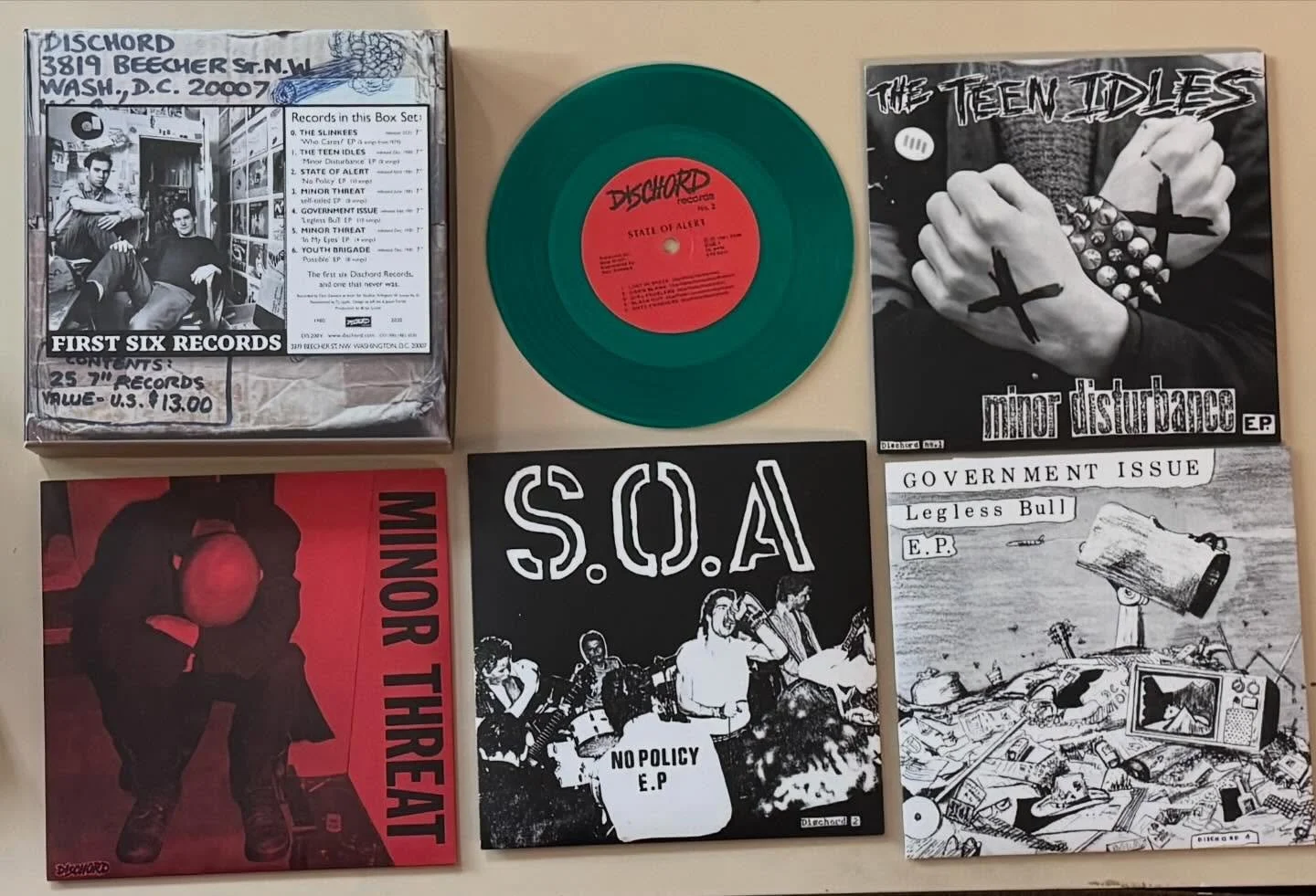 Records of the Day: the awesome Dischord 7&rdquo; box set! Was only for sale by mail order from them, we just got one in stock. The store is open today 12 to 6 come on in!

#dischordrecords #minorthreat #dchardcore #punkrecords #recordsforsale