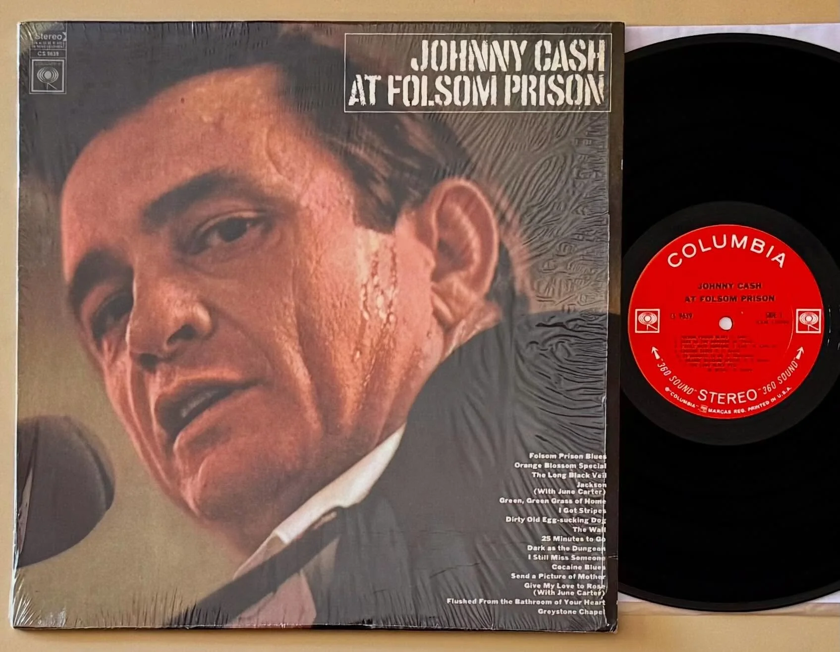 Record of the Day: minty original in shrink!!! The store is open 11 to 6 come on in.

#johnnycash #folsomprison #maninblack #countrymusic #countryrecords
