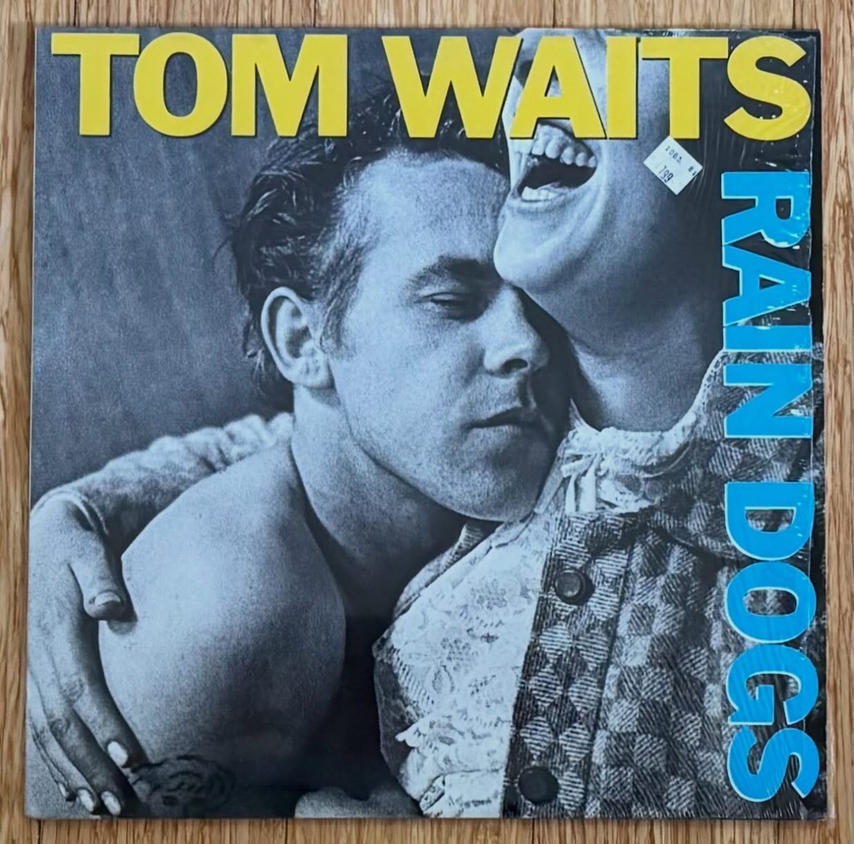 Record of the Day: rare pristine original of one of@his best! Still in shrink, with the lyric inner sleeve. The store has been getting amazing records lately! Open 11 to 6 come on in.

#tomwaits #raindogs #singersongwriter #rarerecords #recordsforsal