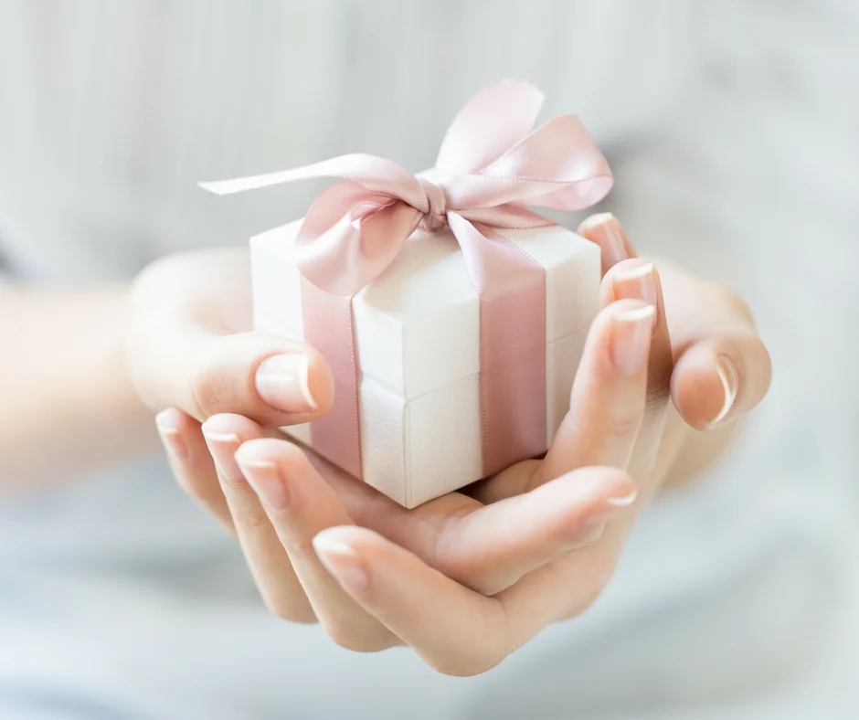 kp-gift-wrap.jpg