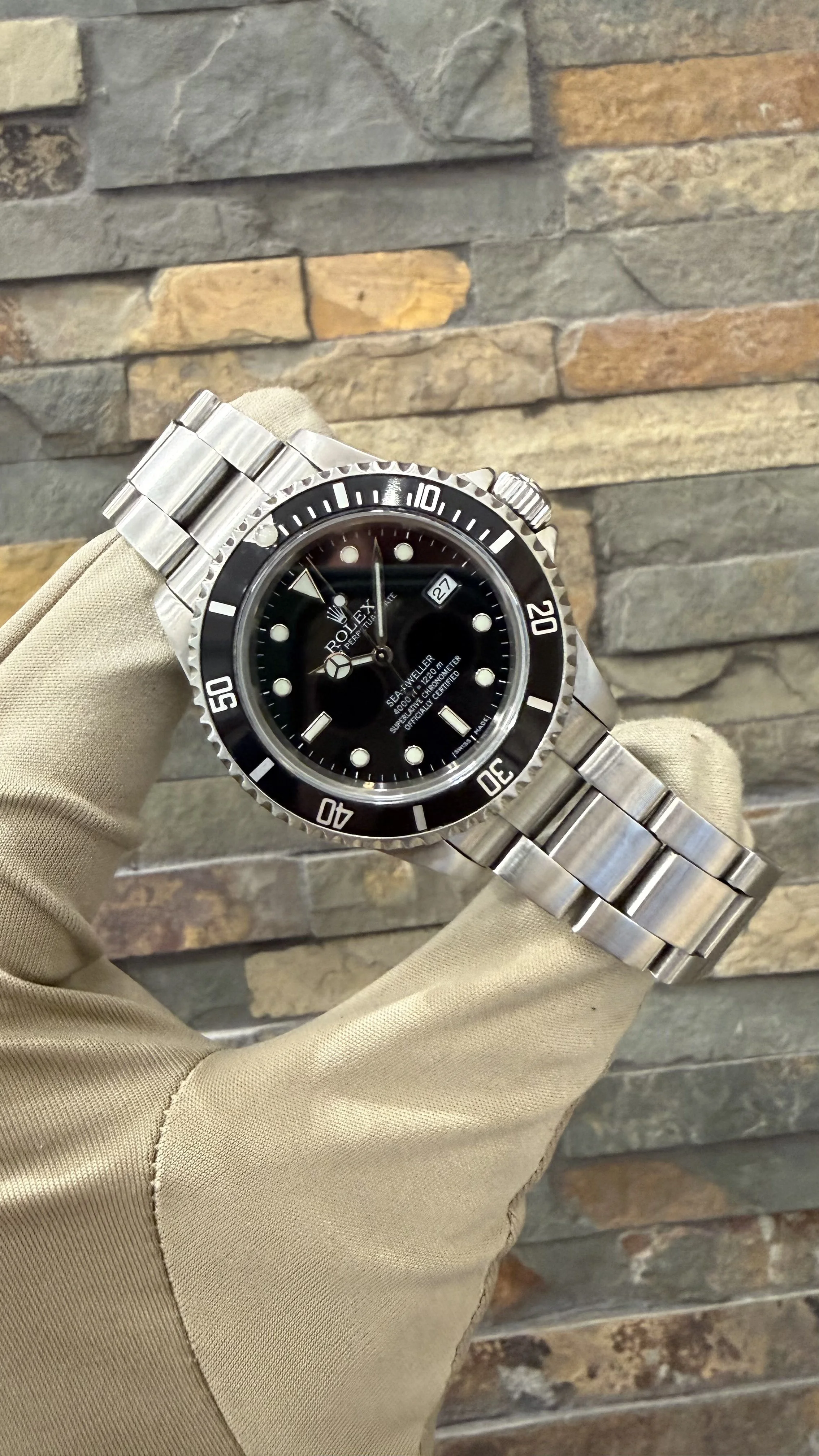 2006 Rolex Sea-Dweller 40 REF 16600 with box and papers. Call or stop by our shop
