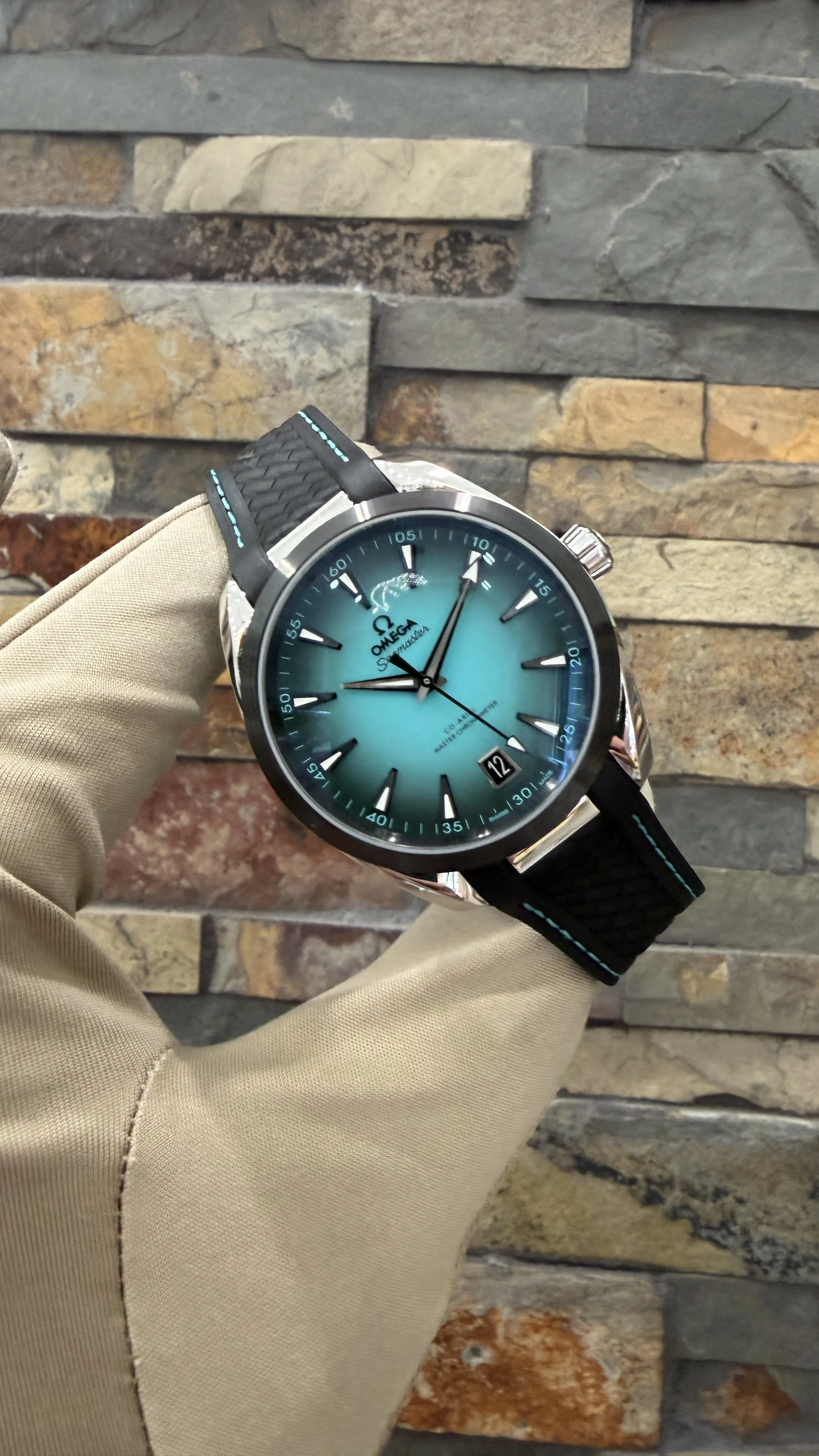 2026 Omega Aquaterra 41mm REF #220.32.41.21.03.001 with box and papers. Call or stop by our shop
