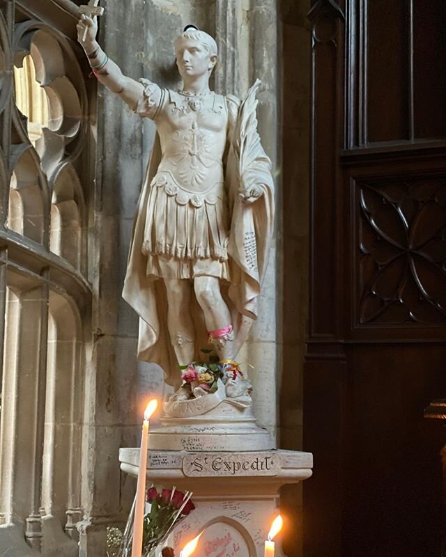 In the church of St. Jacques, Dieppe. He looks like figures of Augustus, the Roman Emperor, which is curious. He also looks like he&rsquo;s taking a selfie with a cross. #StExpedit.