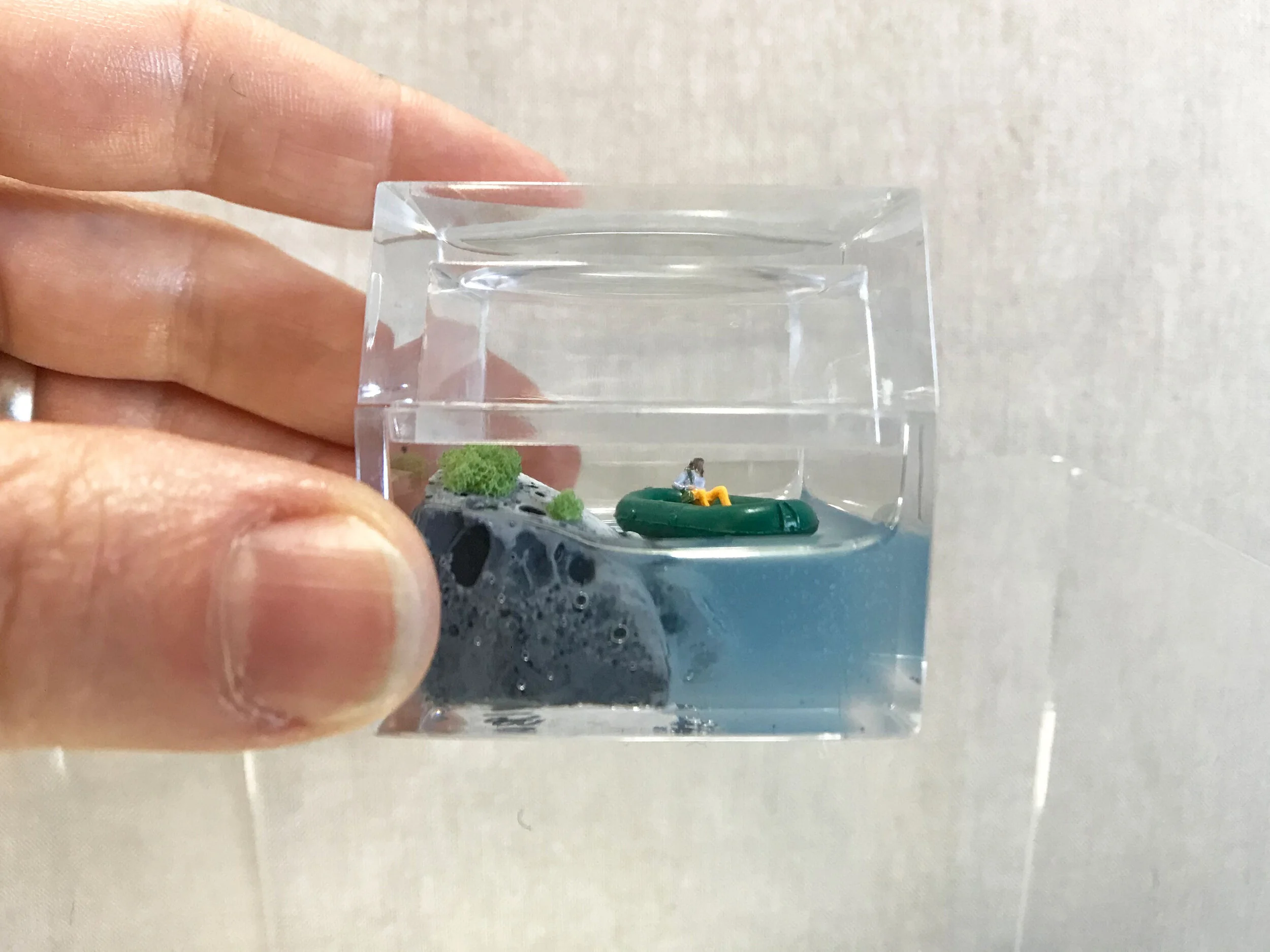 Lonely_Island_Diorama_6_Becky_Wareing_Steele_2_web.jpg