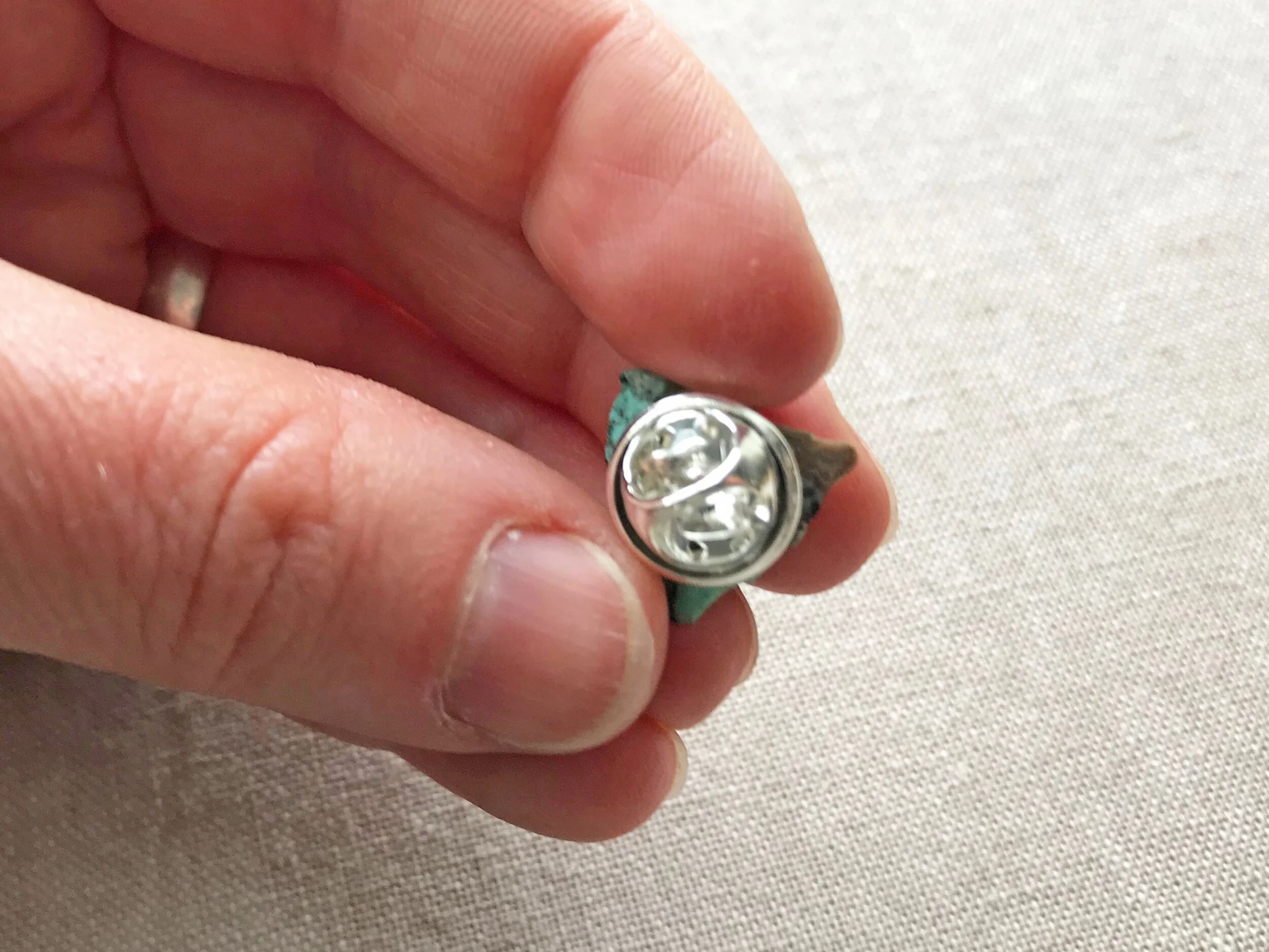 Crystal_Lapel_Pin_Becky_Wareing_Steele_4_web.jpg