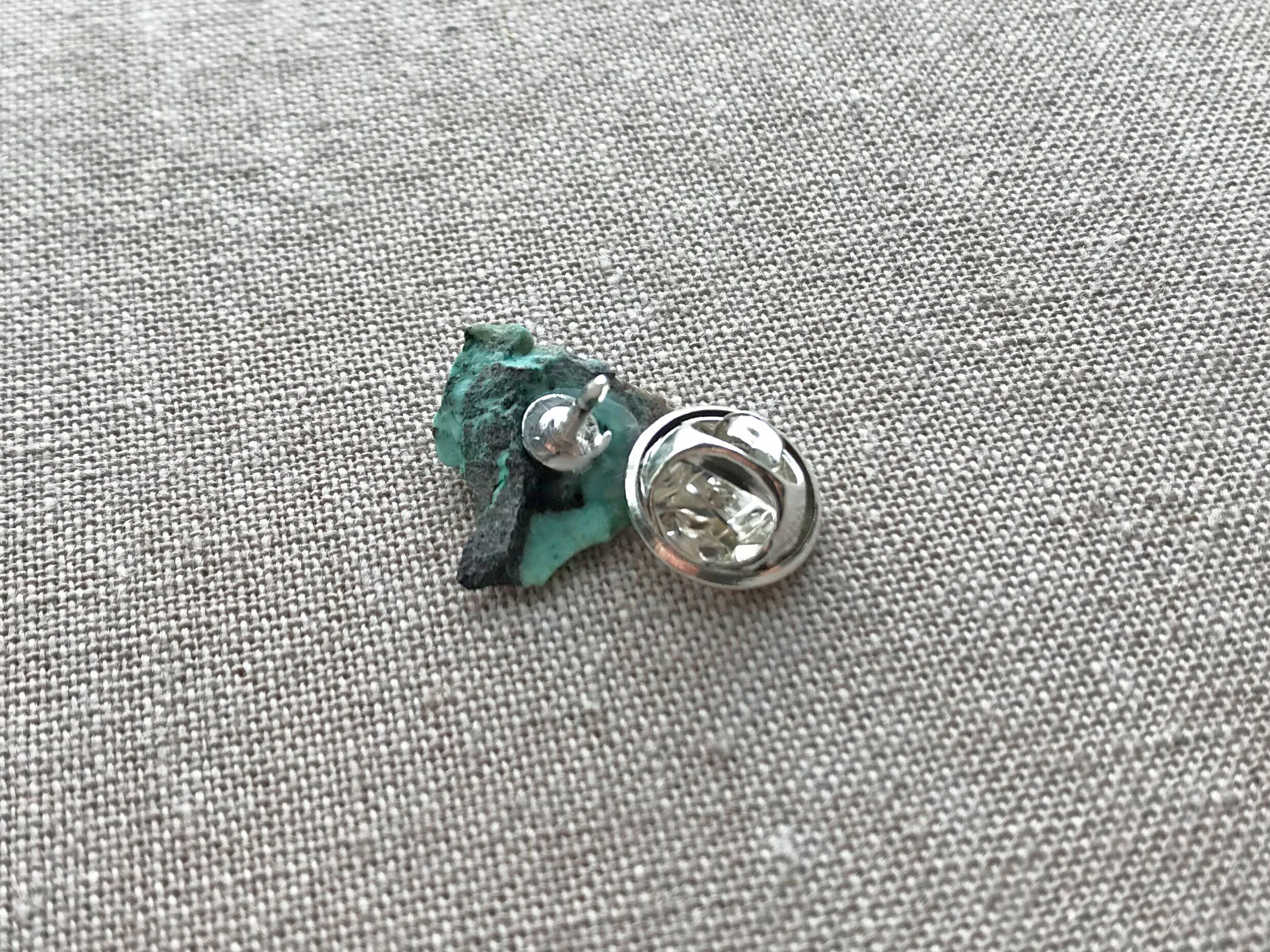Crystal_Lapel_Pin_Becky_Wareing_Steele_3_web.jpg
