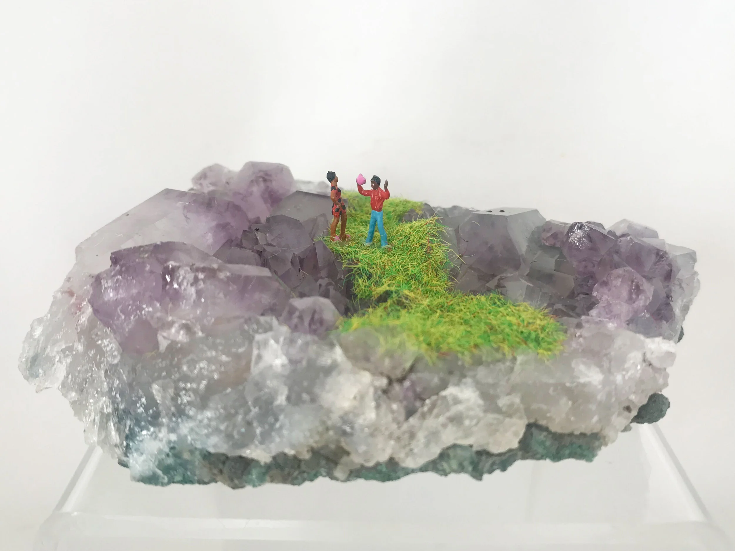be-mine-red-dress_amethyst_crystal-diorama_2.jpg