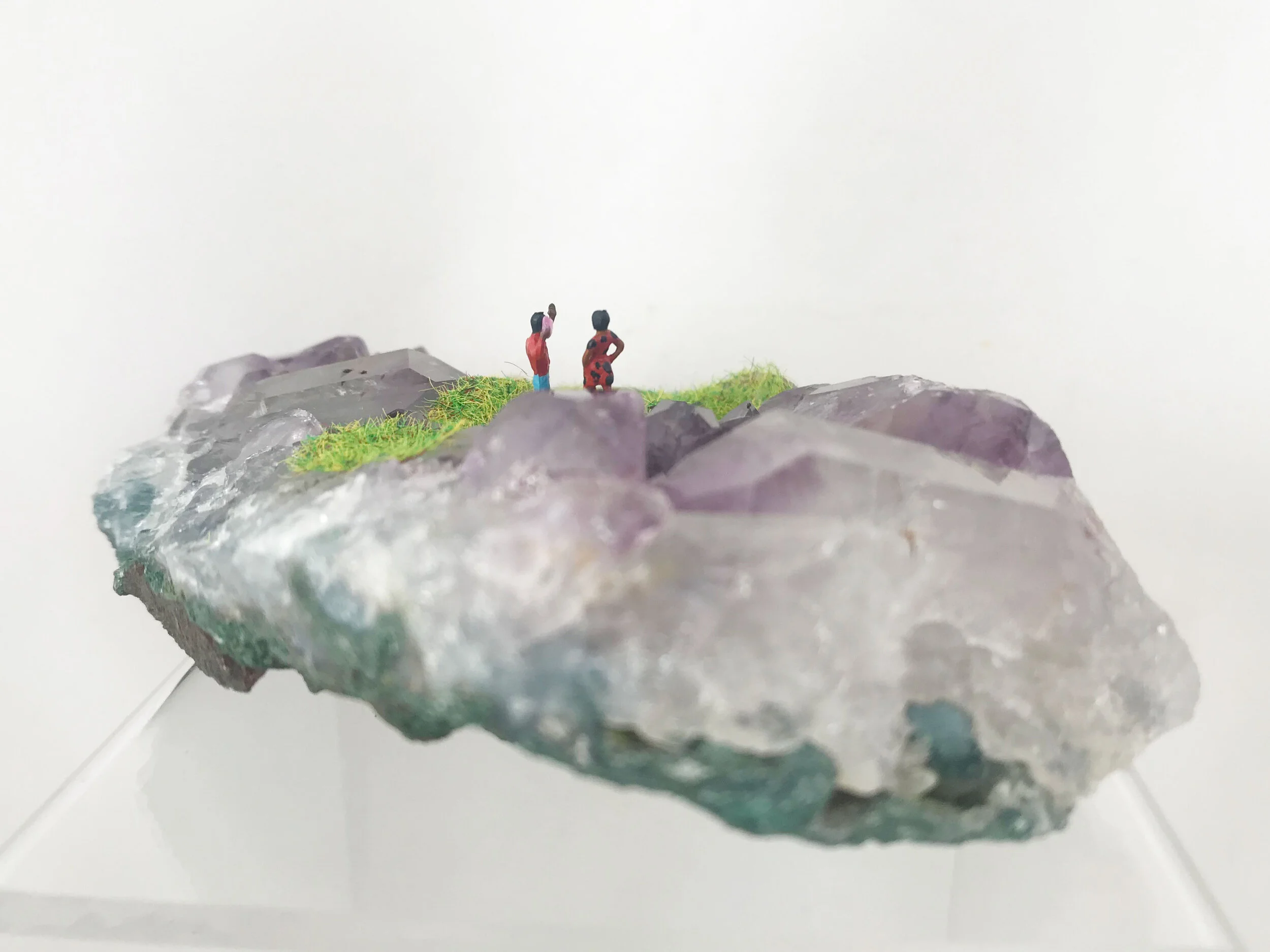 be-mine-red-dress_amethyst_crystal-diorama_3.jpg
