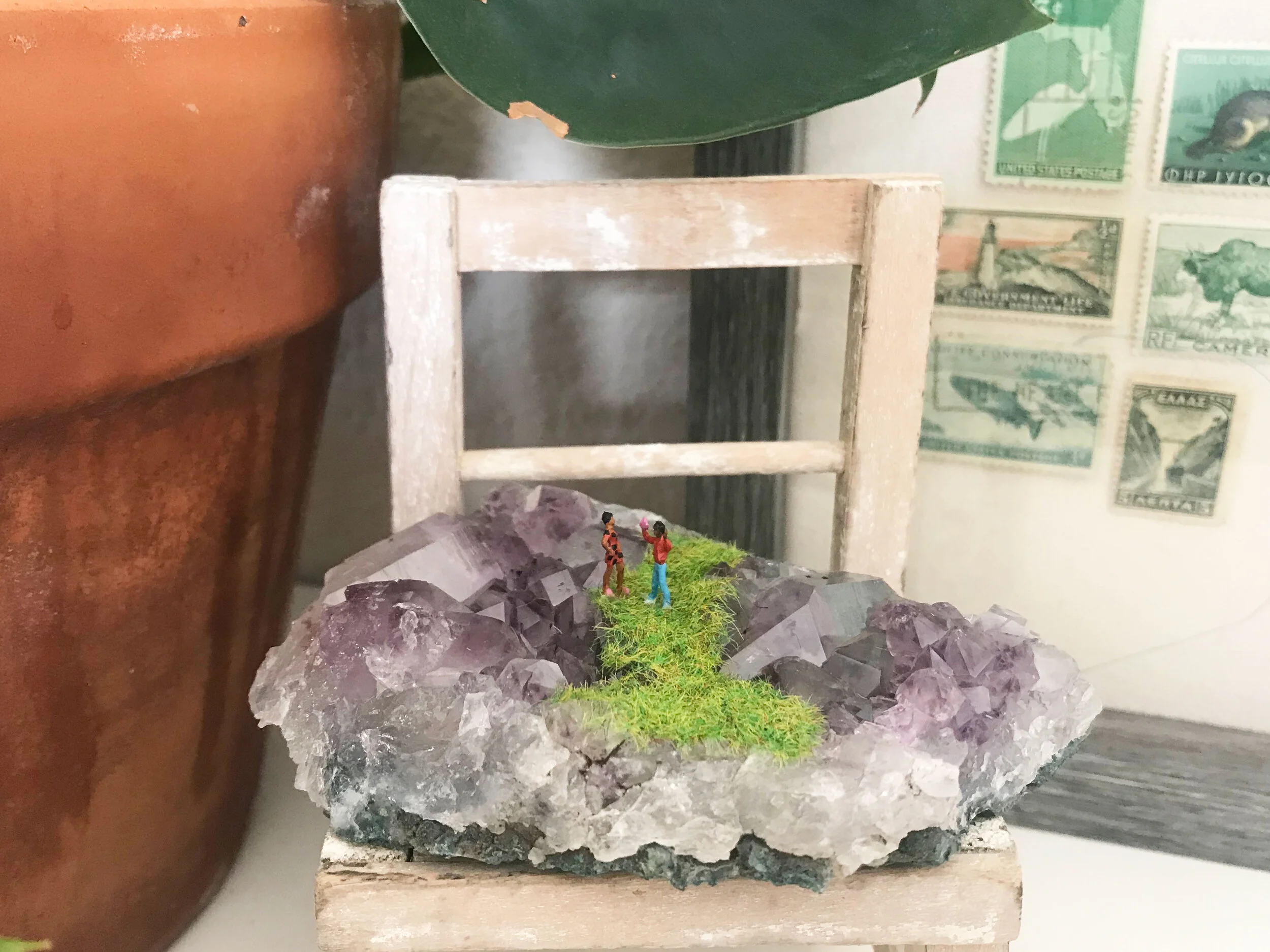 be-mine-red-dress_amethyst_crystal-diorama_11.jpg