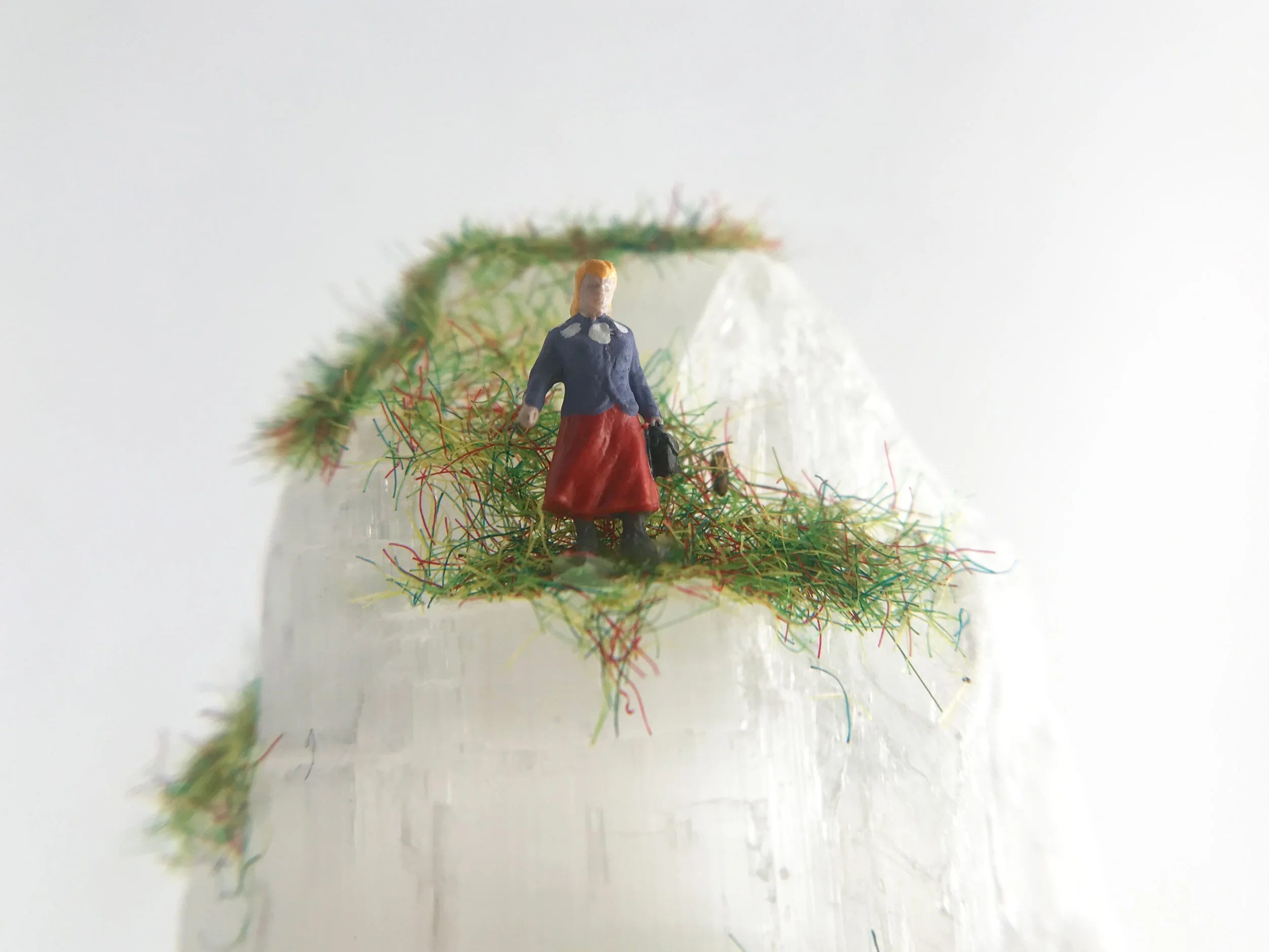 purple-sweater_selenite_crystal-diorama_4.jpg