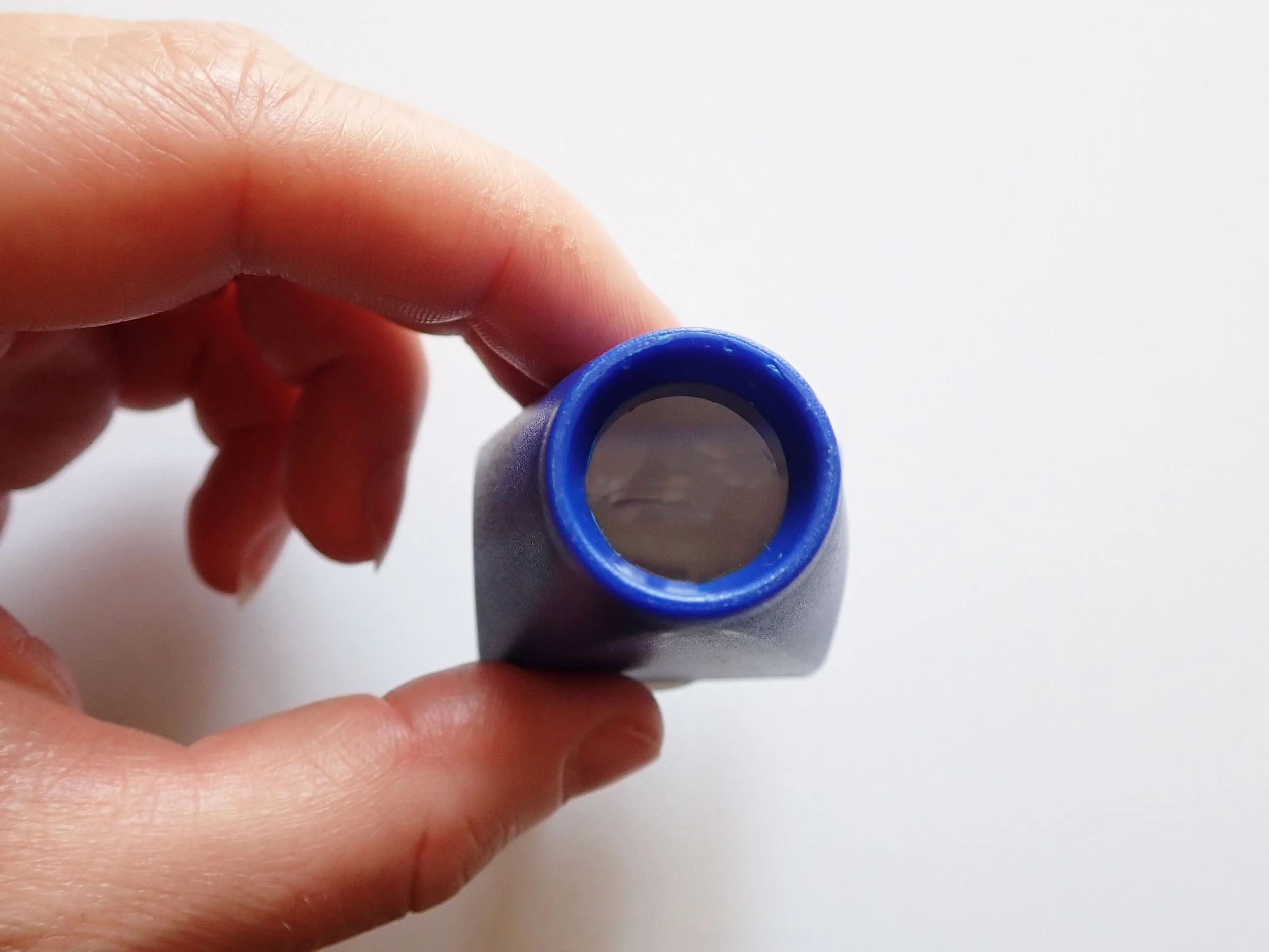 KeyChainPhotoViewer_BeckyWareingSteele_CobaltBlue_web_2 copy.jpg