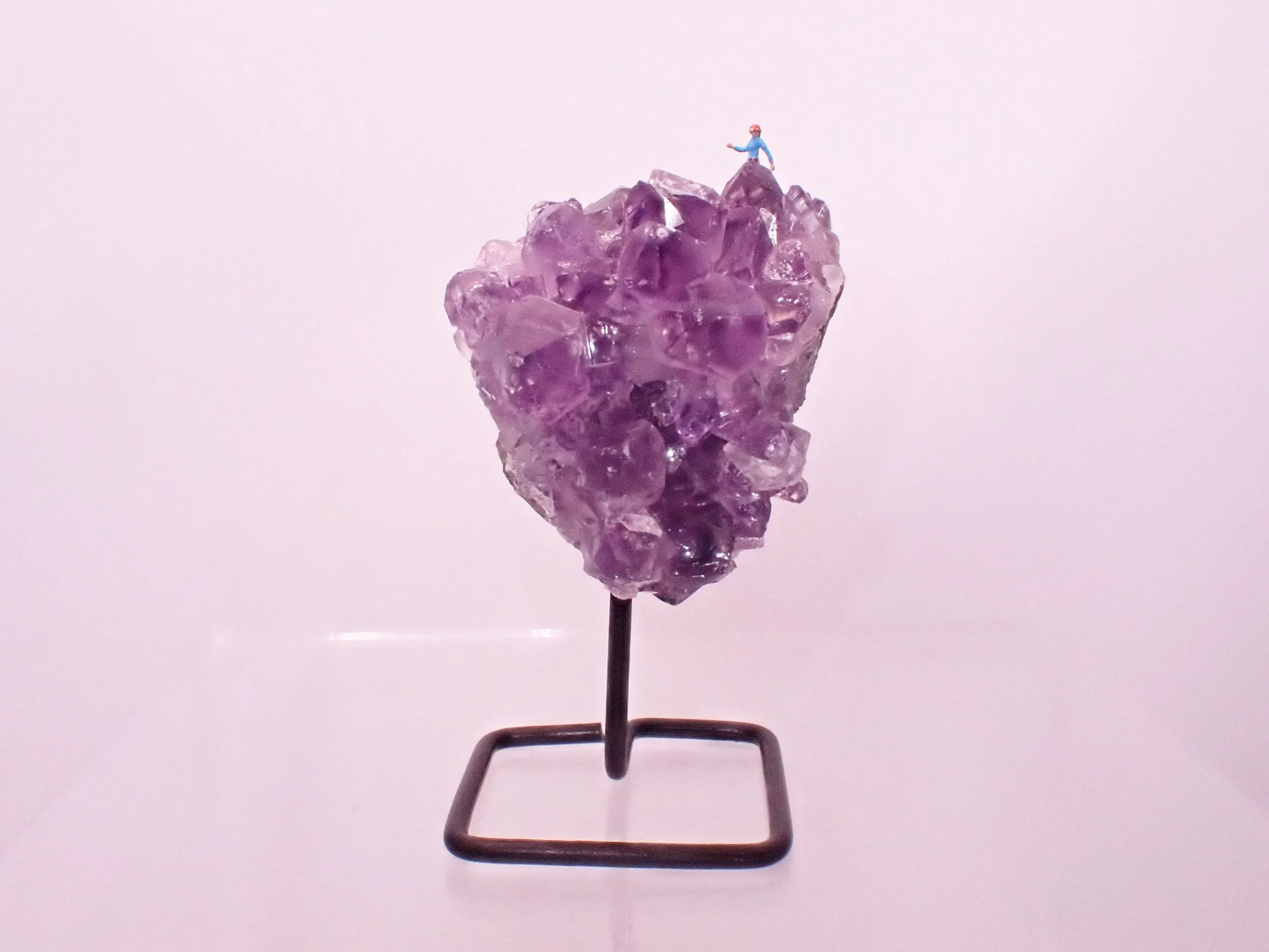Amethyst-Metal-Stand-Diorama_3_Becky-Wareing-Steele_7.jpg