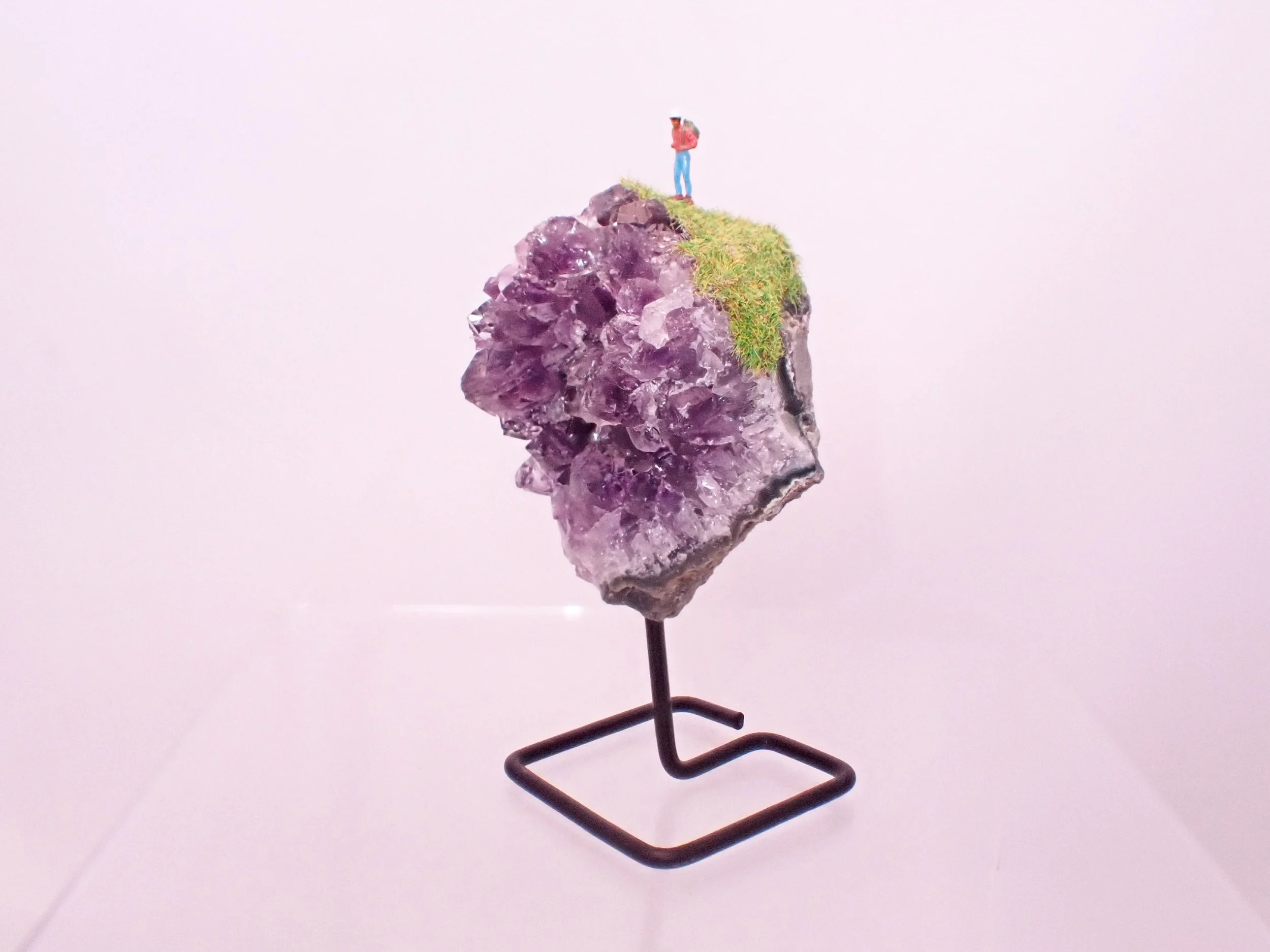 Amethyst-Metal-Stand-Diorama_4_Becky-Wareing-Steele_7.jpg