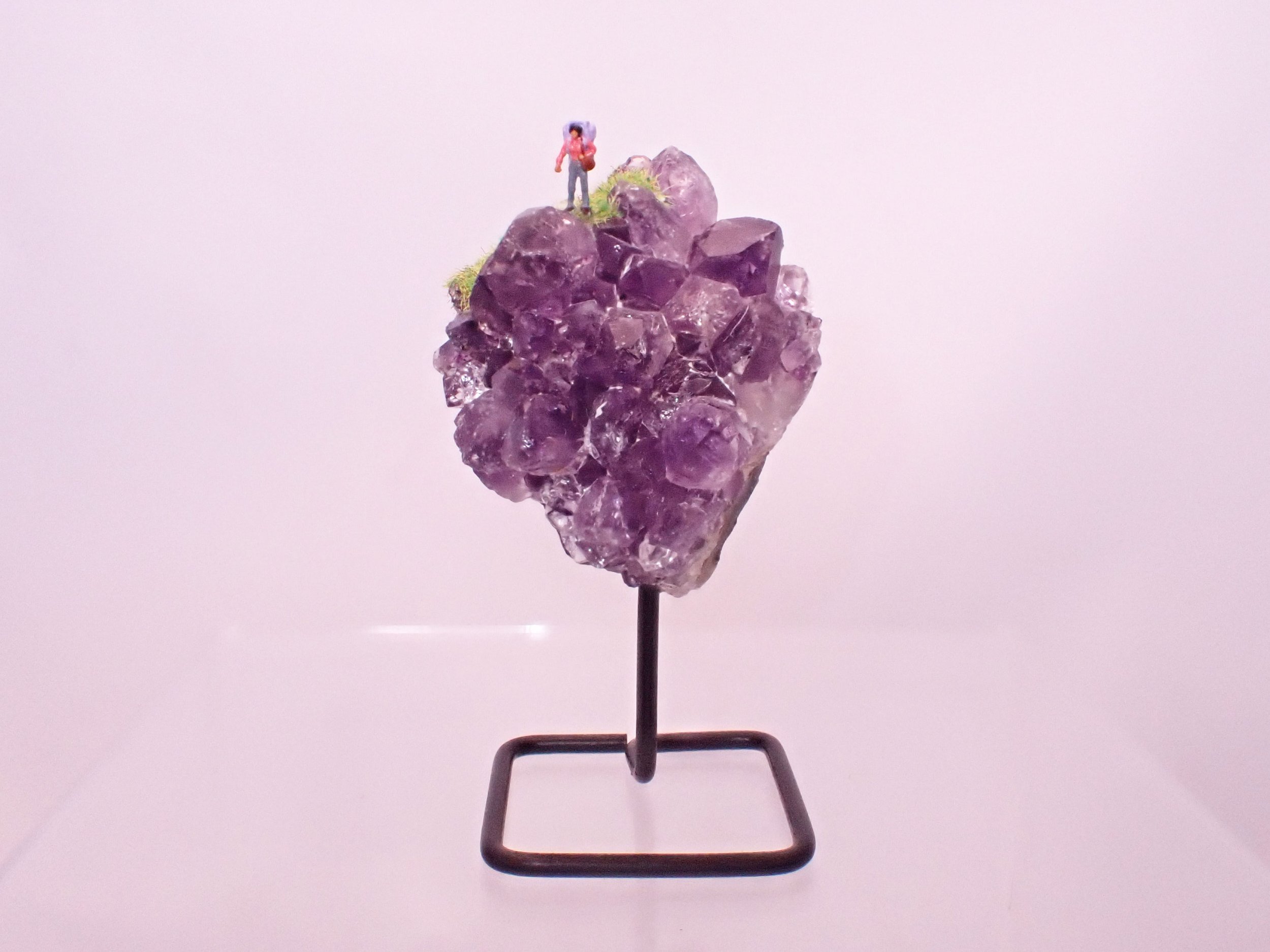 Amethyst-Metal-Stand-Diorama_5_Becky-Wareing-Steele_9.jpg