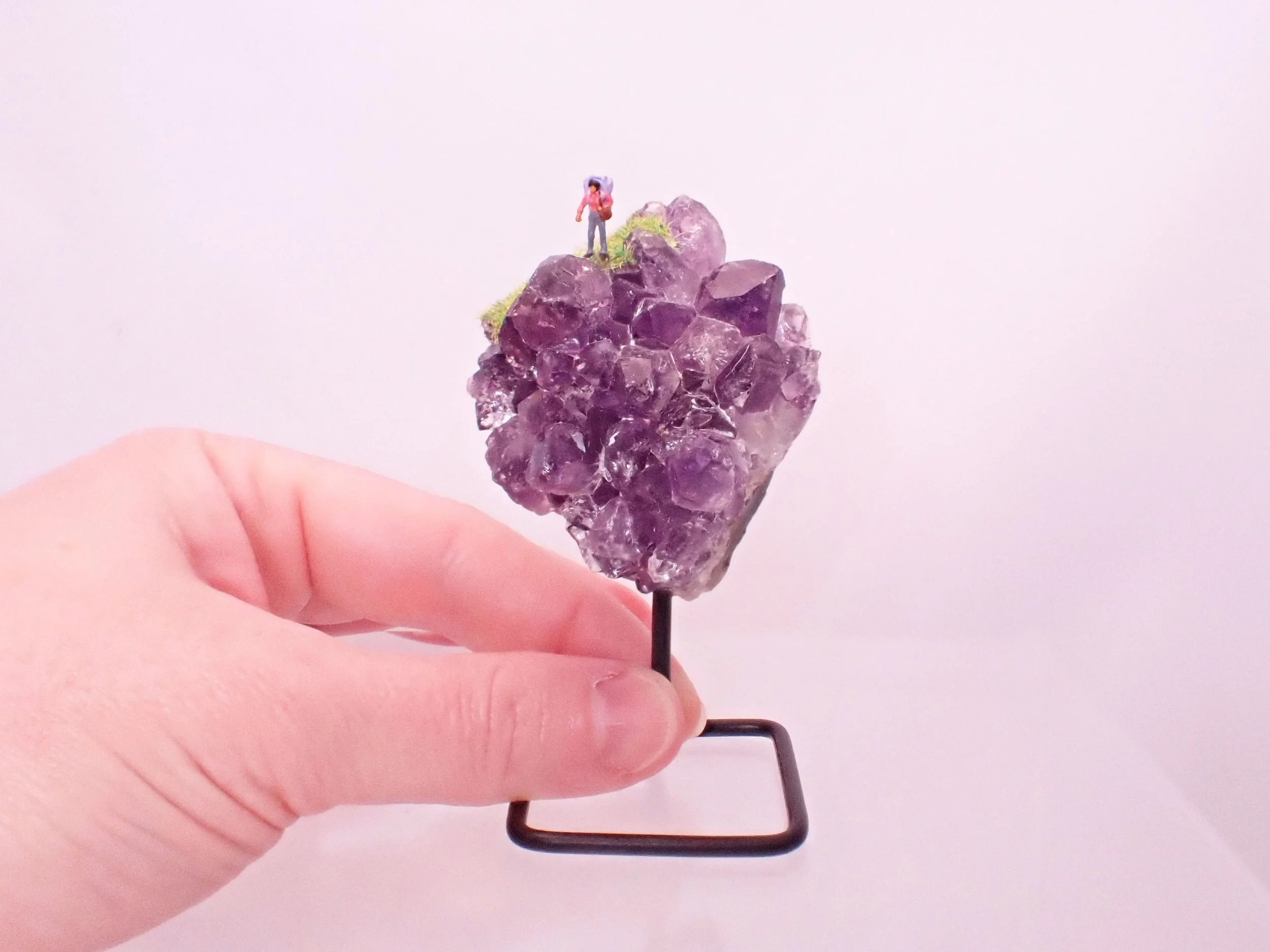 Amethyst-Metal-Stand-Diorama_5_Becky-Wareing-Steele_5.jpg