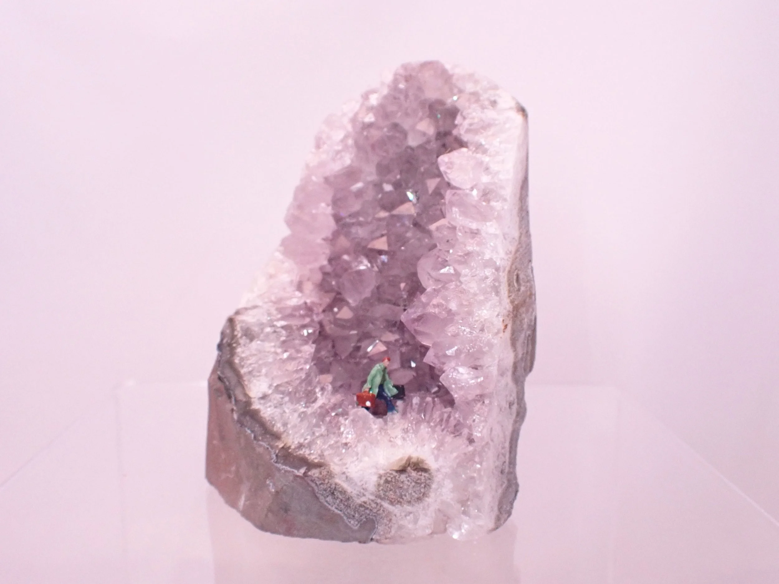 Large-Amethyst-Diorama_3_Becky-Wareing-Steele_1_web.jpg