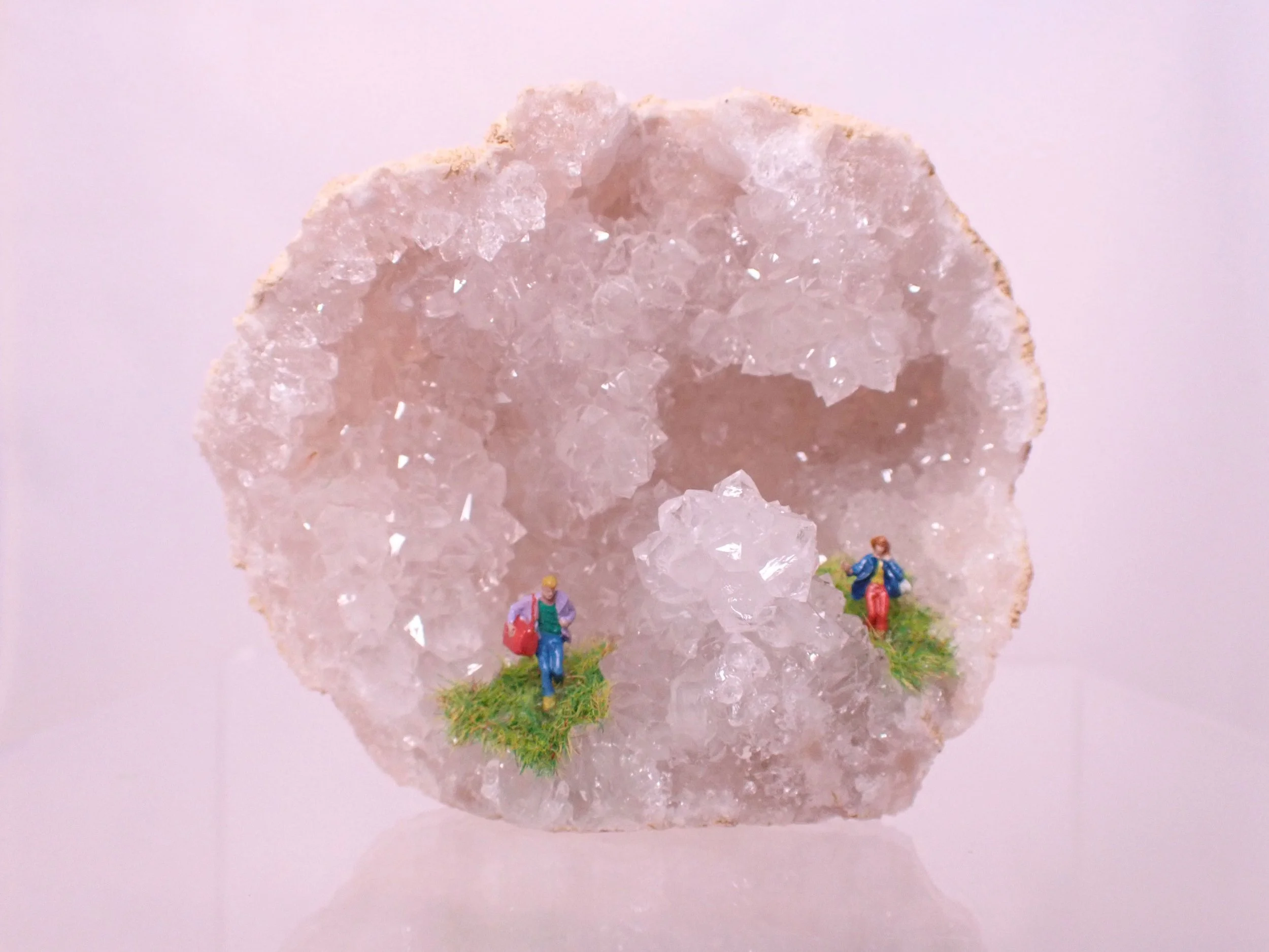 Quartz-Crystal-Diorama_2_Becky-Wareing-Steele_1_web.jpg