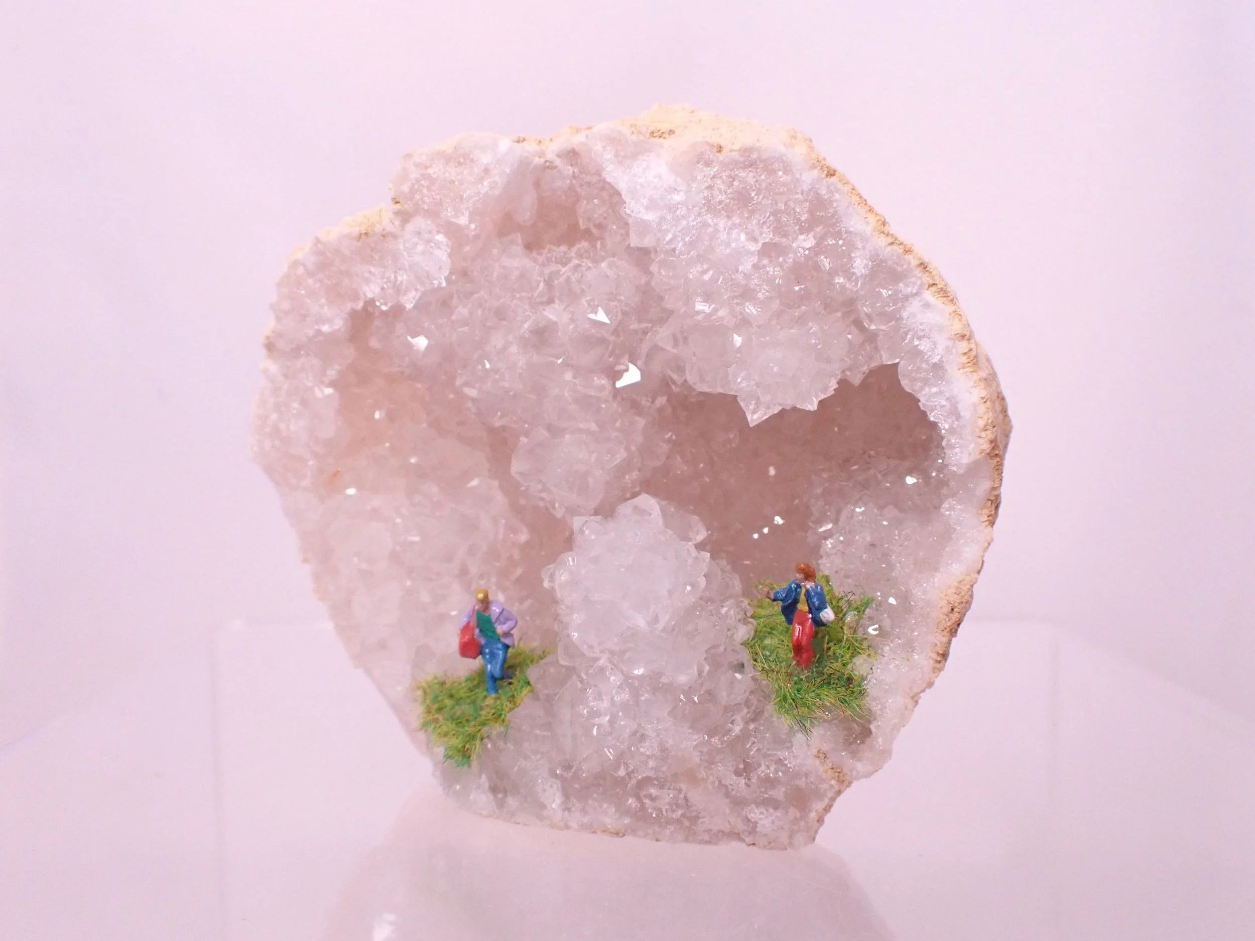 Quartz-Crystal-Diorama_2_Becky-Wareing-Steele_3_web.jpg