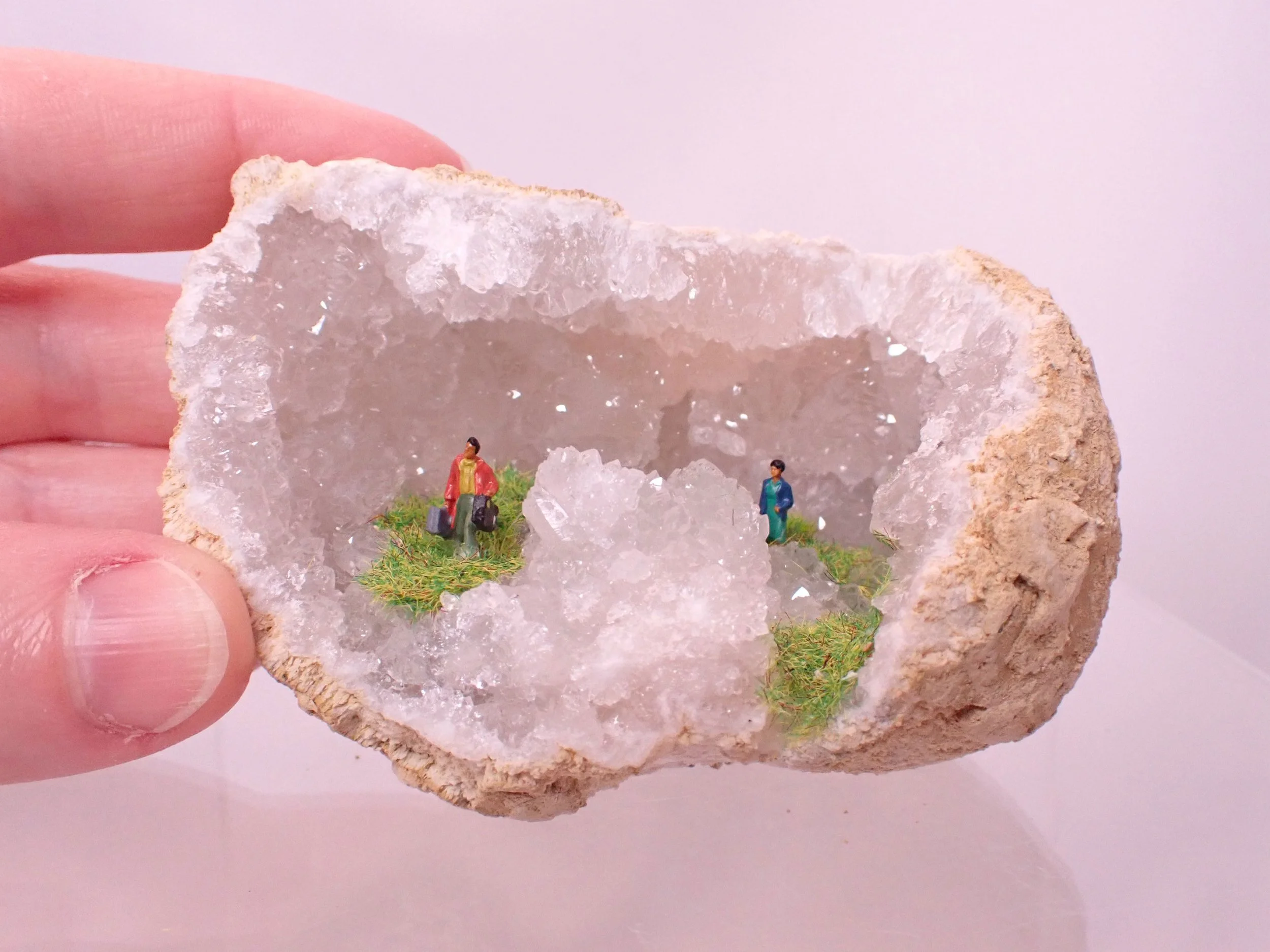 Quartz-Crystal-Diorama_5_Becky-Wareing-Steele_7_web.jpg