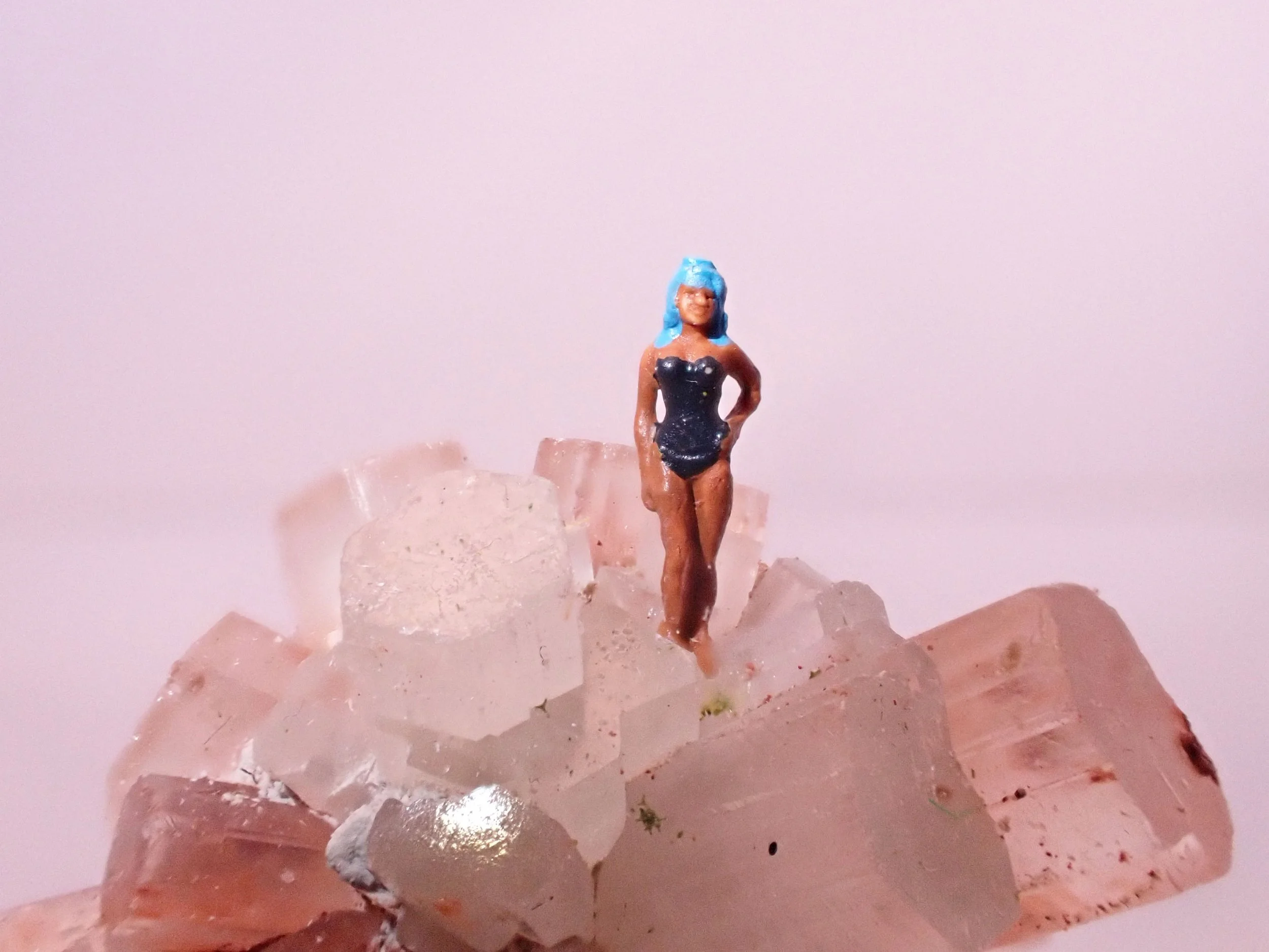 Red-Aragonite-Crystal-Diorama_4_Becky-Wareing-Steele_1_web.jpg