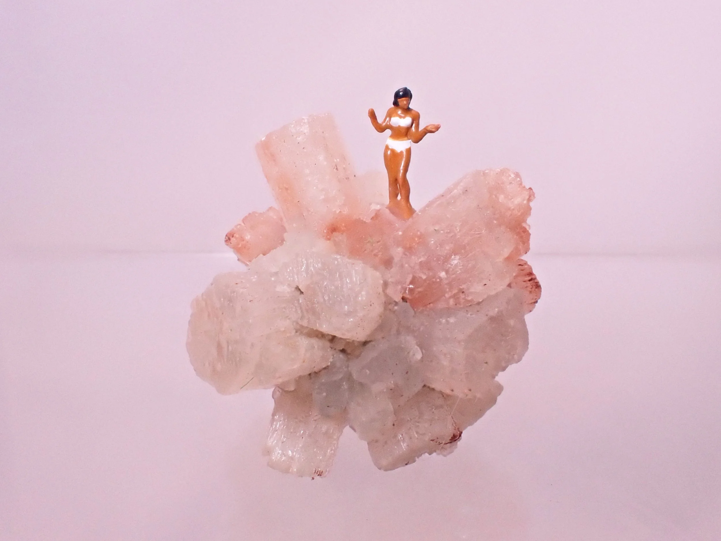 Red-Aragonite-Crystal-Diorama_6_Becky-Wareing-Steele_1_web.jpg