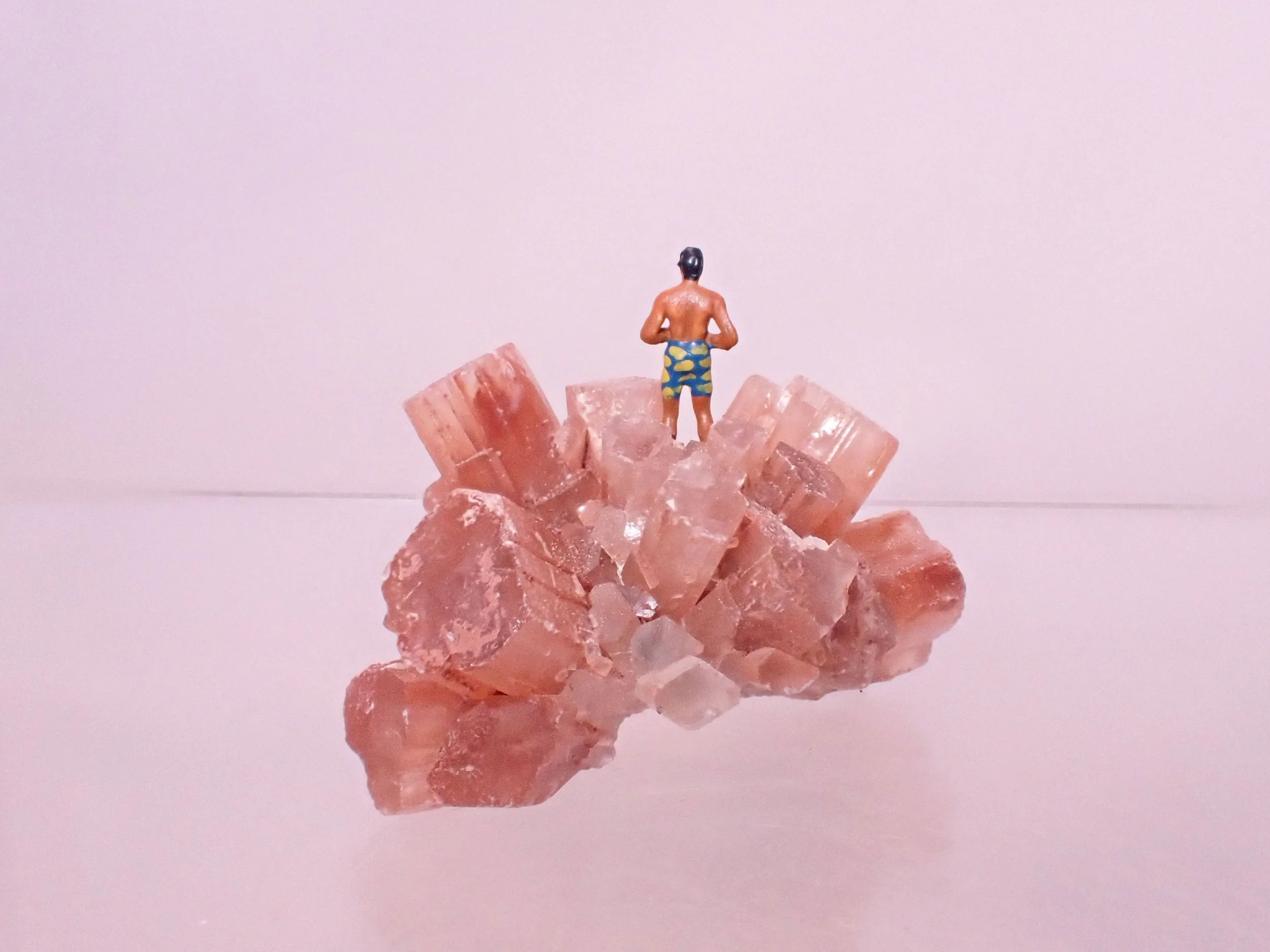 Red-Aragonite-Crystal-Diorama_7_Becky-Wareing-Steele_5_web.jpg