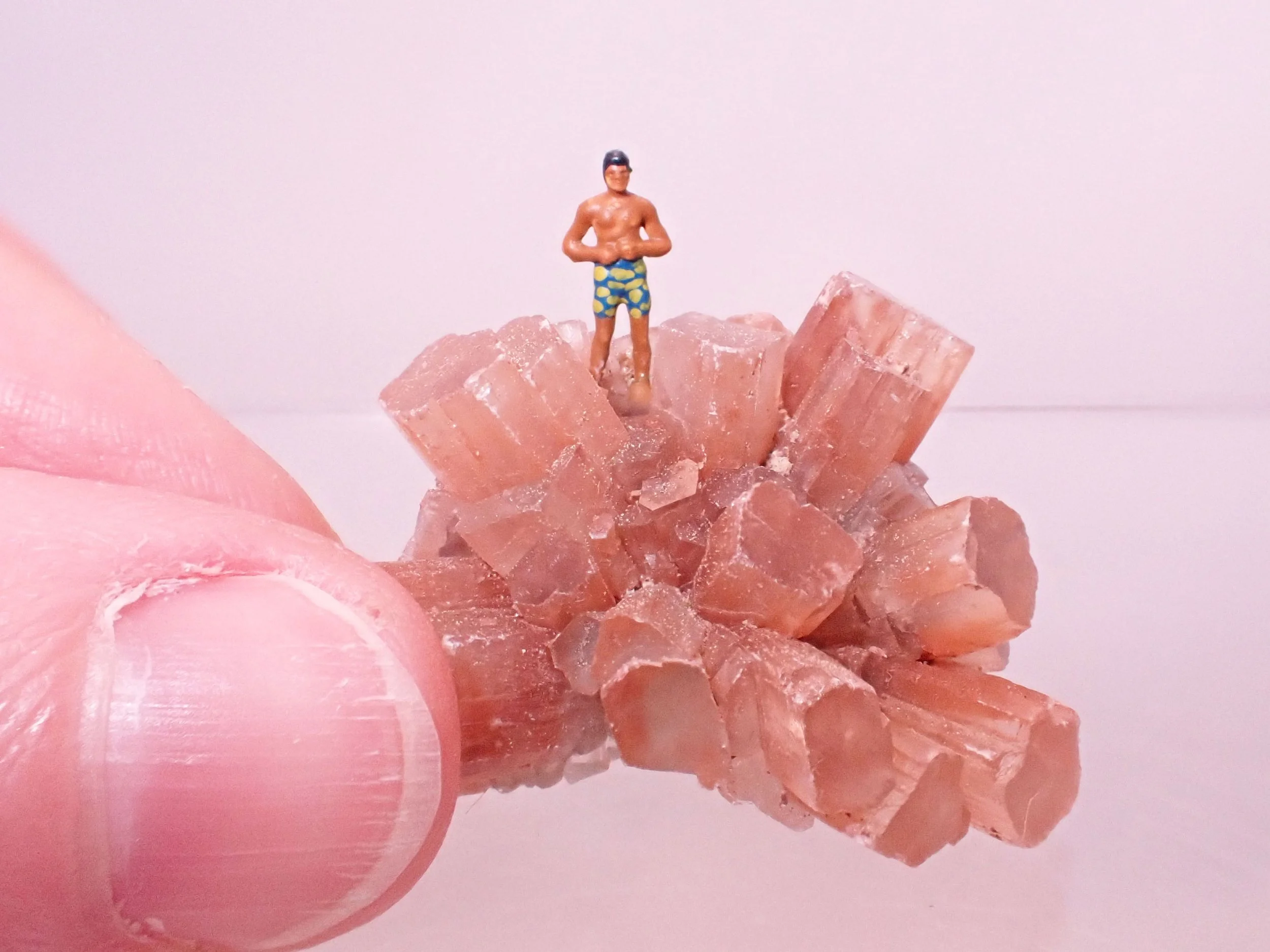 Red-Aragonite-Crystal-Diorama_7_Becky-Wareing-Steele_3_web.jpg